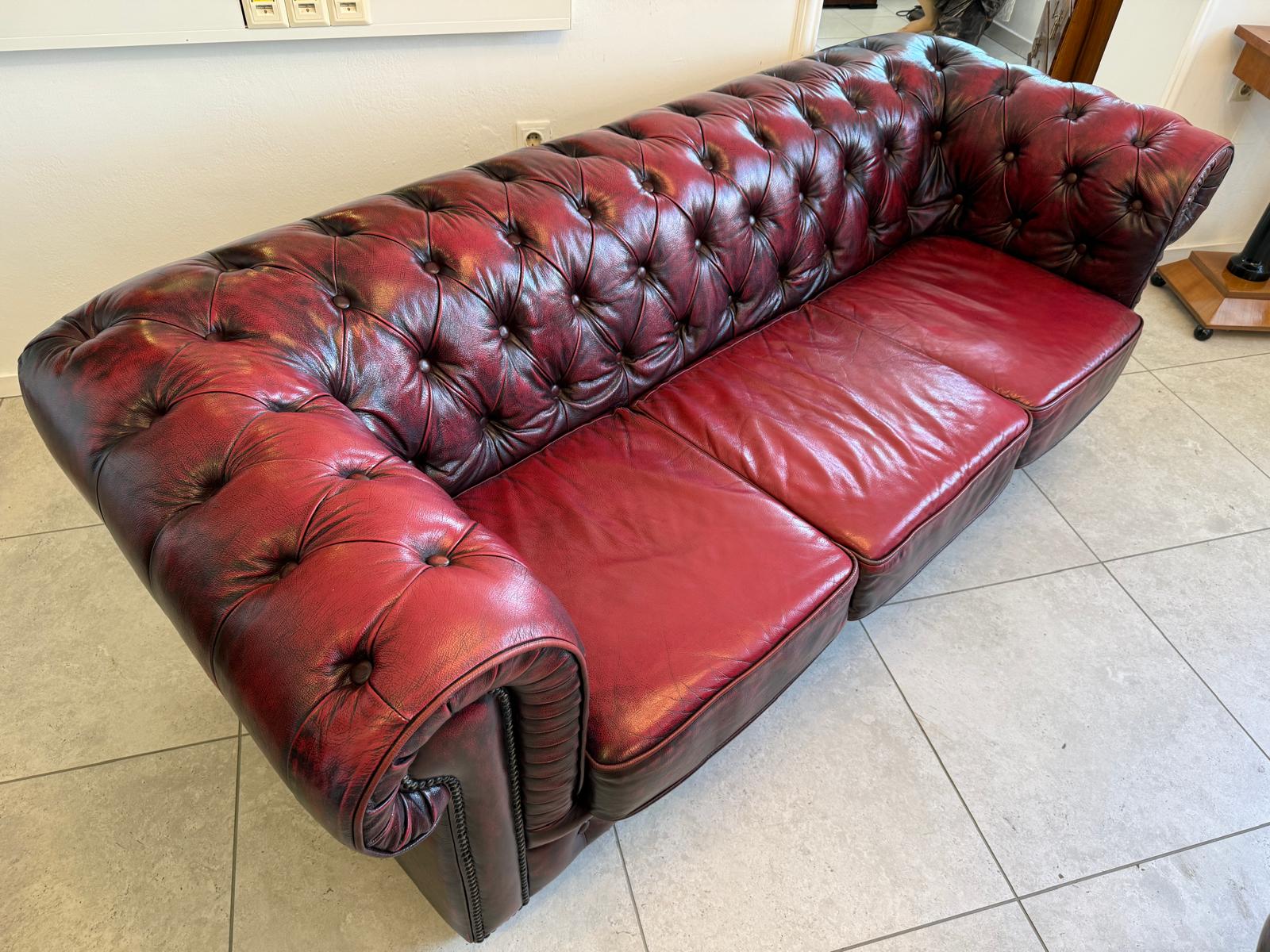 Chesterfield Ensemble 3 teilig Ledersofa Fauteuils Clubmöbel Cultmöbel G2127