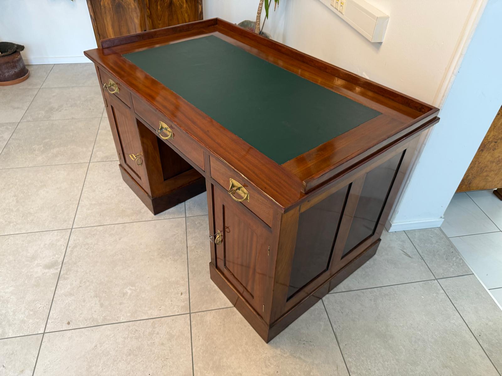 Altrestaurierter Jugendstil Schreibtisch Sekretär Freisteher G1878