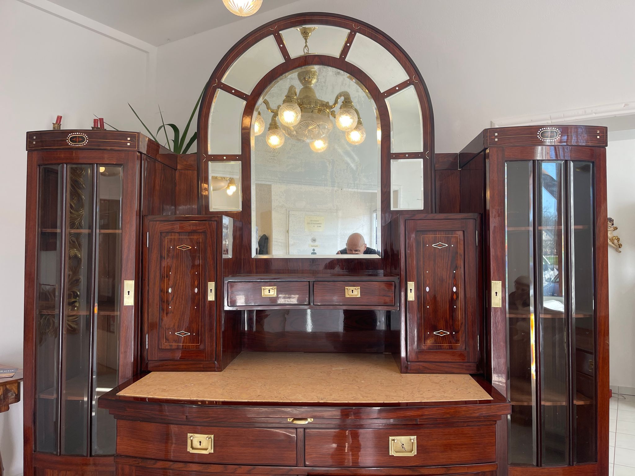 Sale Restauriertes Jugendstil Designerbuffet Bibliotheksschrank Antiquität G1379