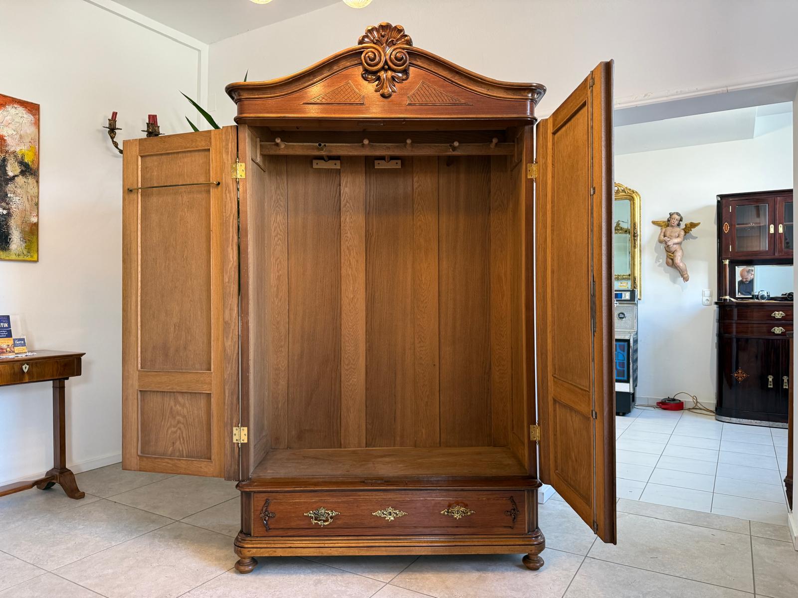 Antiker Originaler Pfeiferlbarock Kleiderschrank Dielenschrank Schrank  D1237