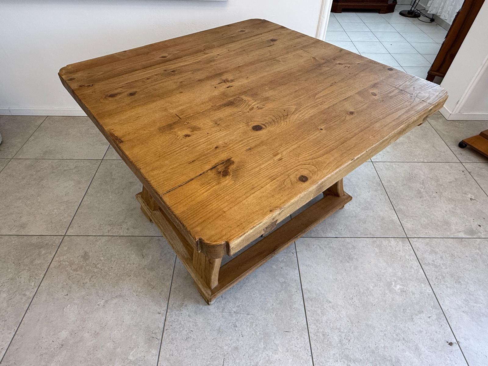 Uriger Jogltisch Bauerntisch Naturholz Hüttentisch Naturholztisch - G1752