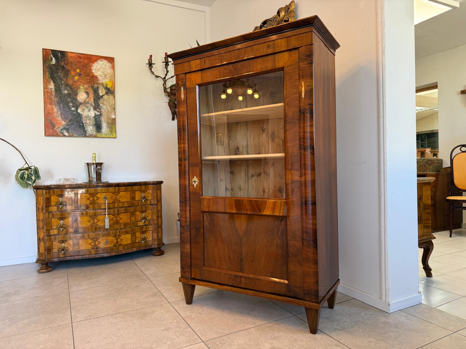 Biedermeier Vitrine Bücherschrank Nussholz Restauriert Antiquität D2604