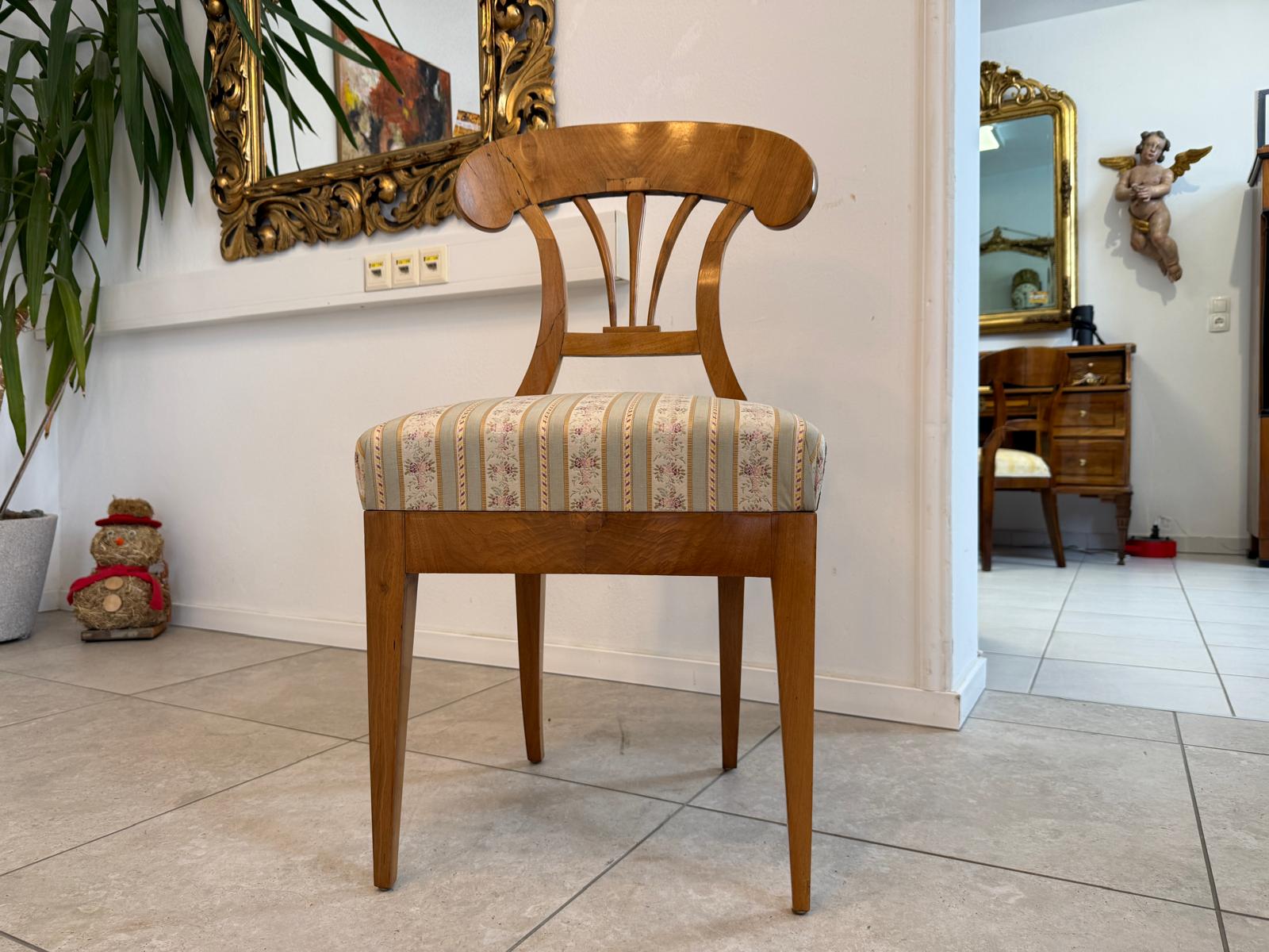 Originaler Biedermeier Sessel Nussholz Schaufelsessel D1004