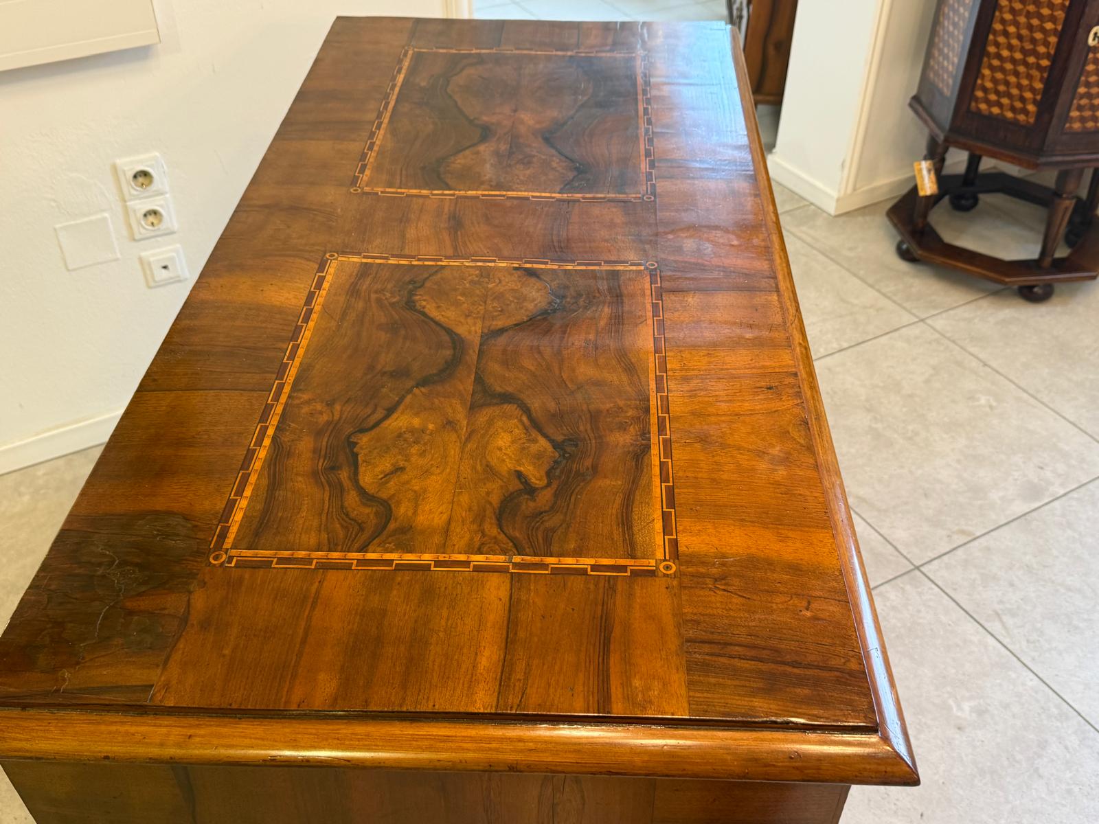 Barock Kommode Obstholz Marketerien Antiquität Nussholz  G2369