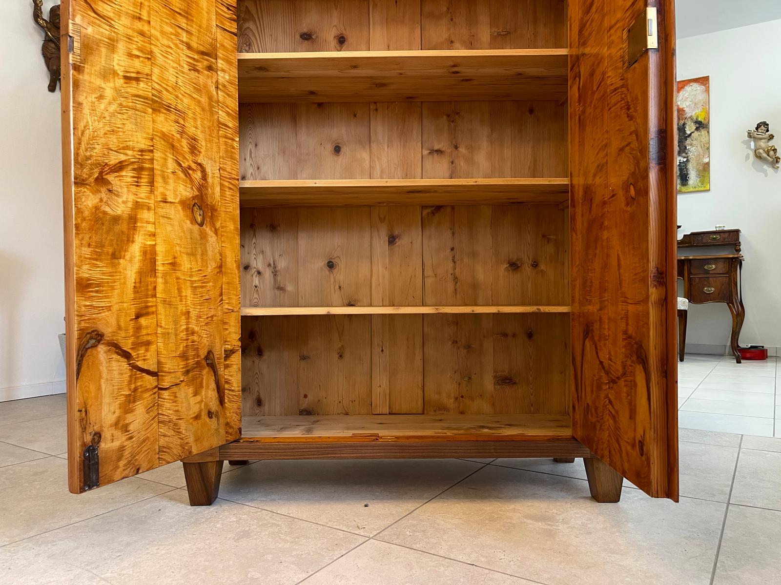 SALE Restaurierter Biedermeier Schrank Kleiderkasten Hallenschrank Antiquität G1193 Kopie