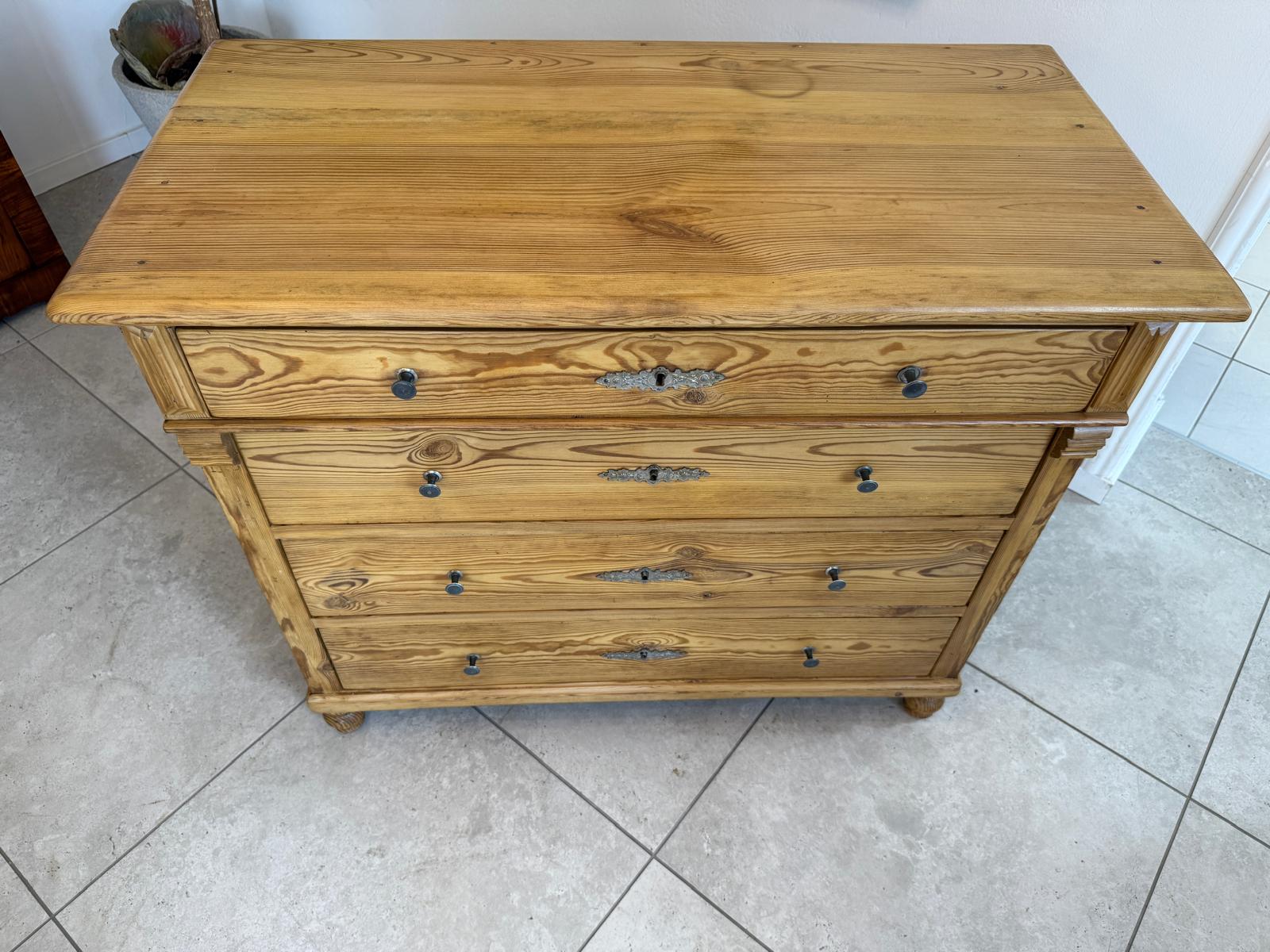 Restaurierte Gründerzeit Kommode 4 Laden Naturholz Weichholz  Bauernmöbel G1844
