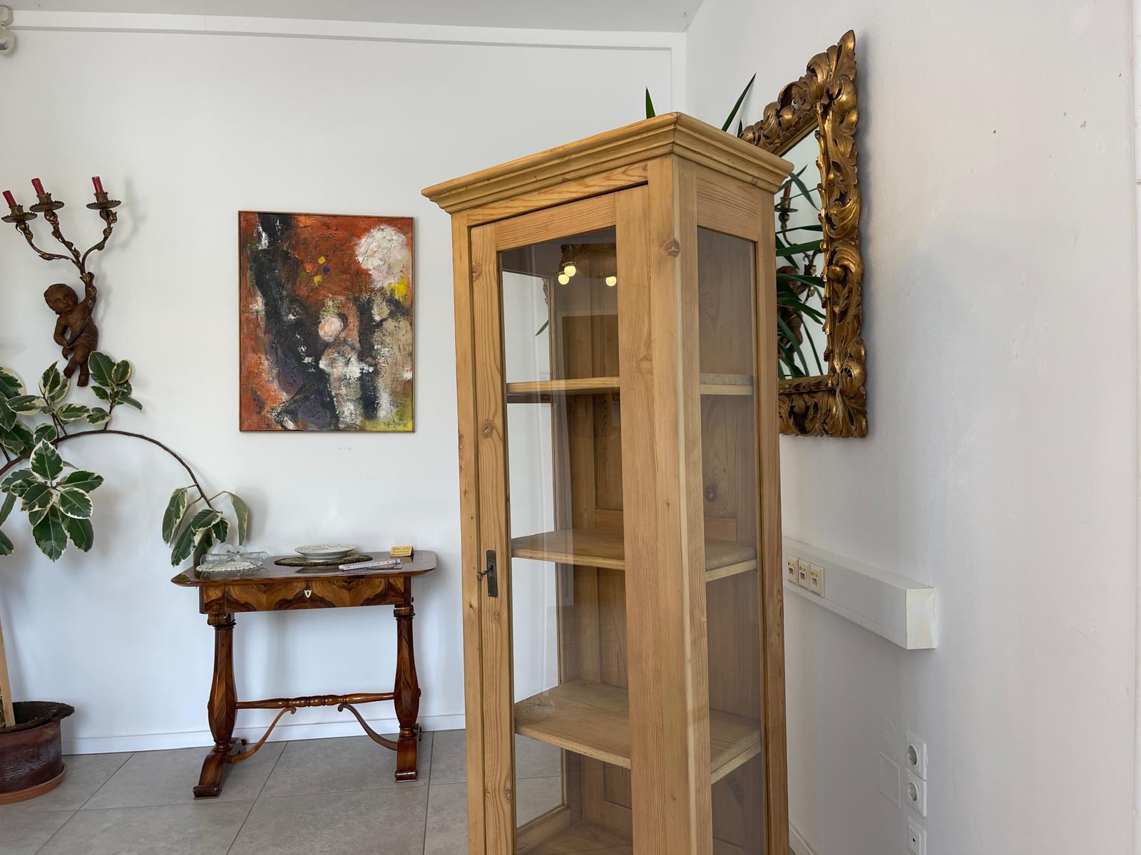 Antike Bäuerliche Vitrine Bauernvitrine Bauernschrank Weichholz Vitrine G1653