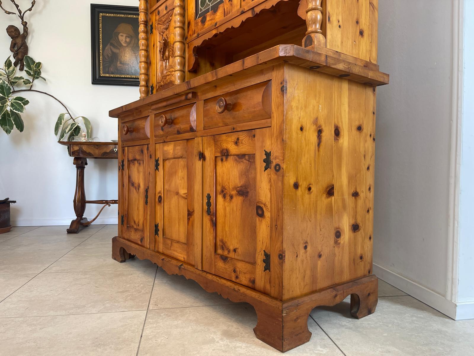 Zirbenholz Kredenz Küchenschrank Bauernkredenz Hirsch Auerhahn G1534