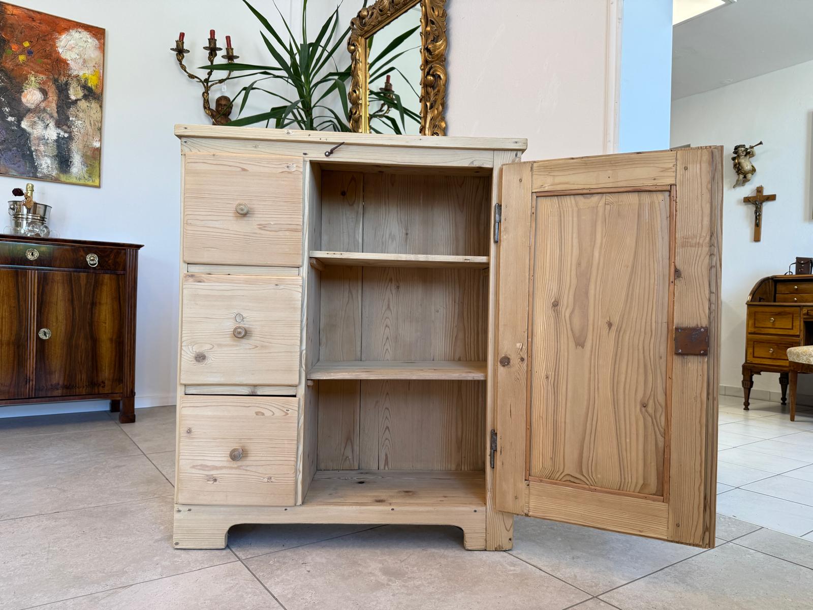 Alter Biedermeier Brotschrank Almerschrank Vorratskasten Bauernschrank Kasten G2093