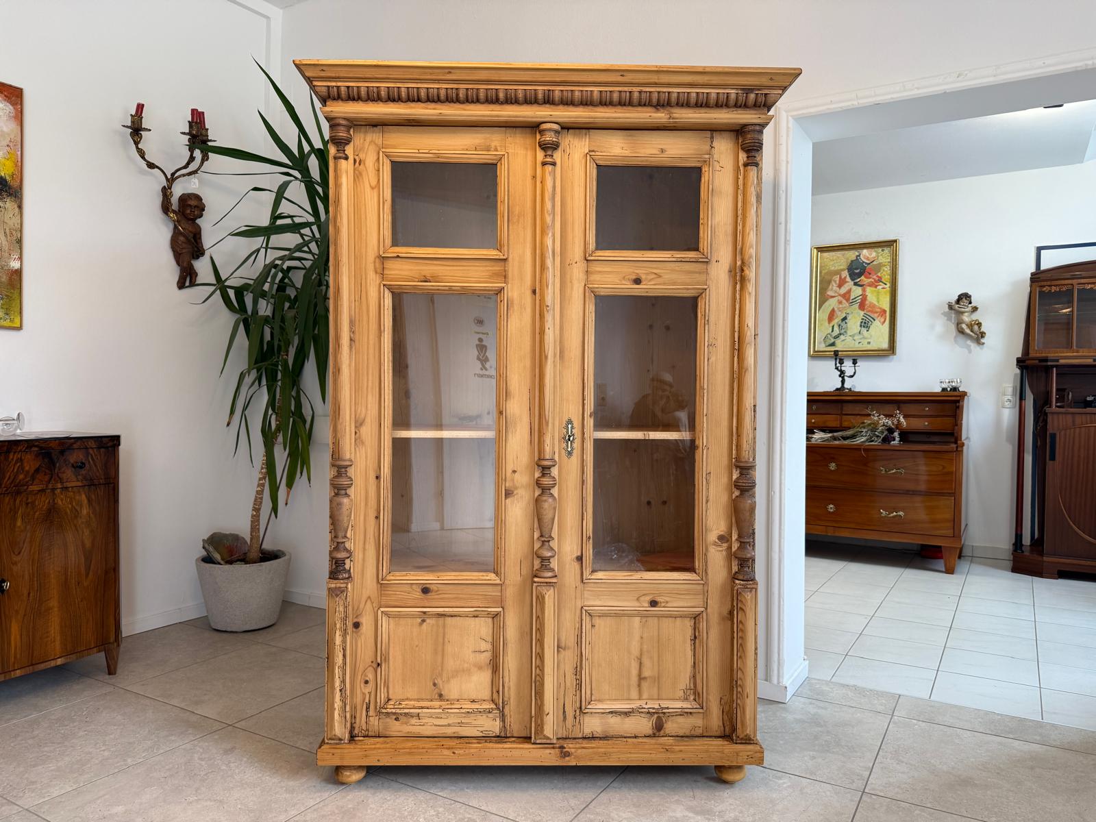 Restaurierte Gründerzeit Bauernvitrine Bauernschrank Originale G2032