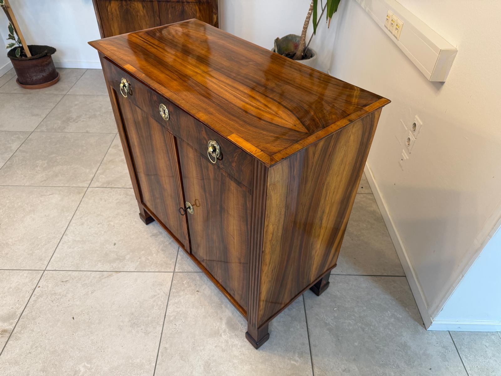 Sale Restaurierte Biedermeier Anrichte Trumeau Nussholz Antiquität G2081