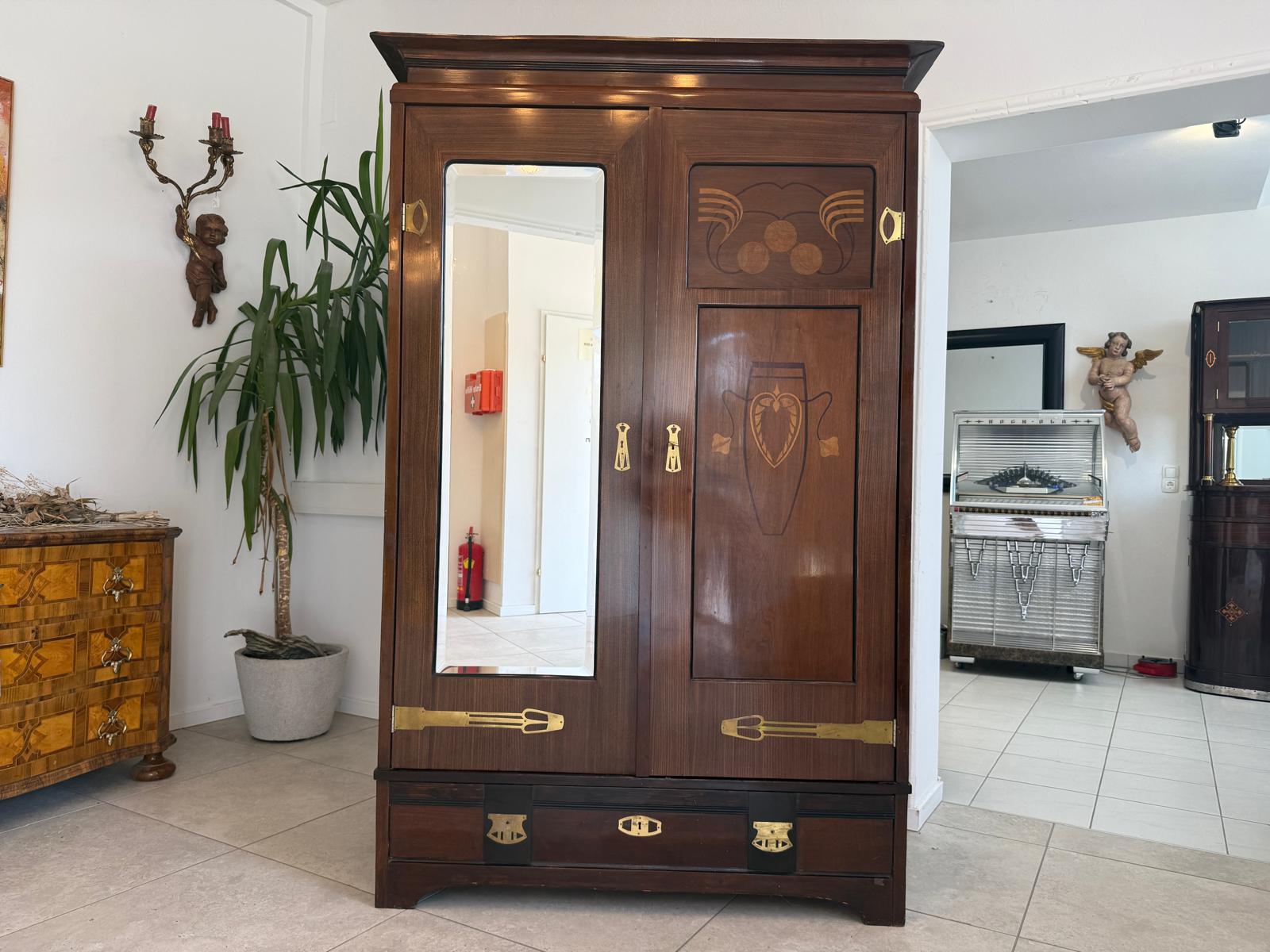 Jugendstil Schrank Kleiderkasten Spiegelschrank Originalstück D2797
