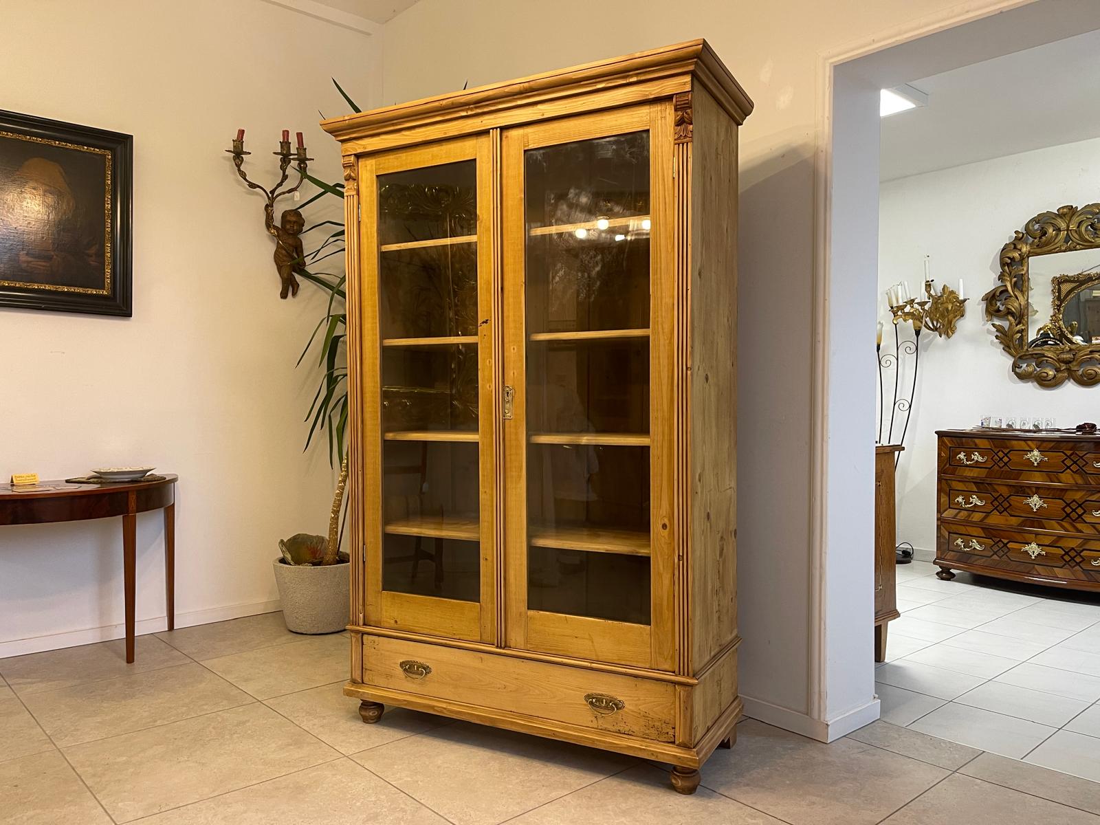 Bäuerliche Vitrine Bauernvitrine Bauernschrank Naturholz Bücherschrank Bauernmöbel A5131