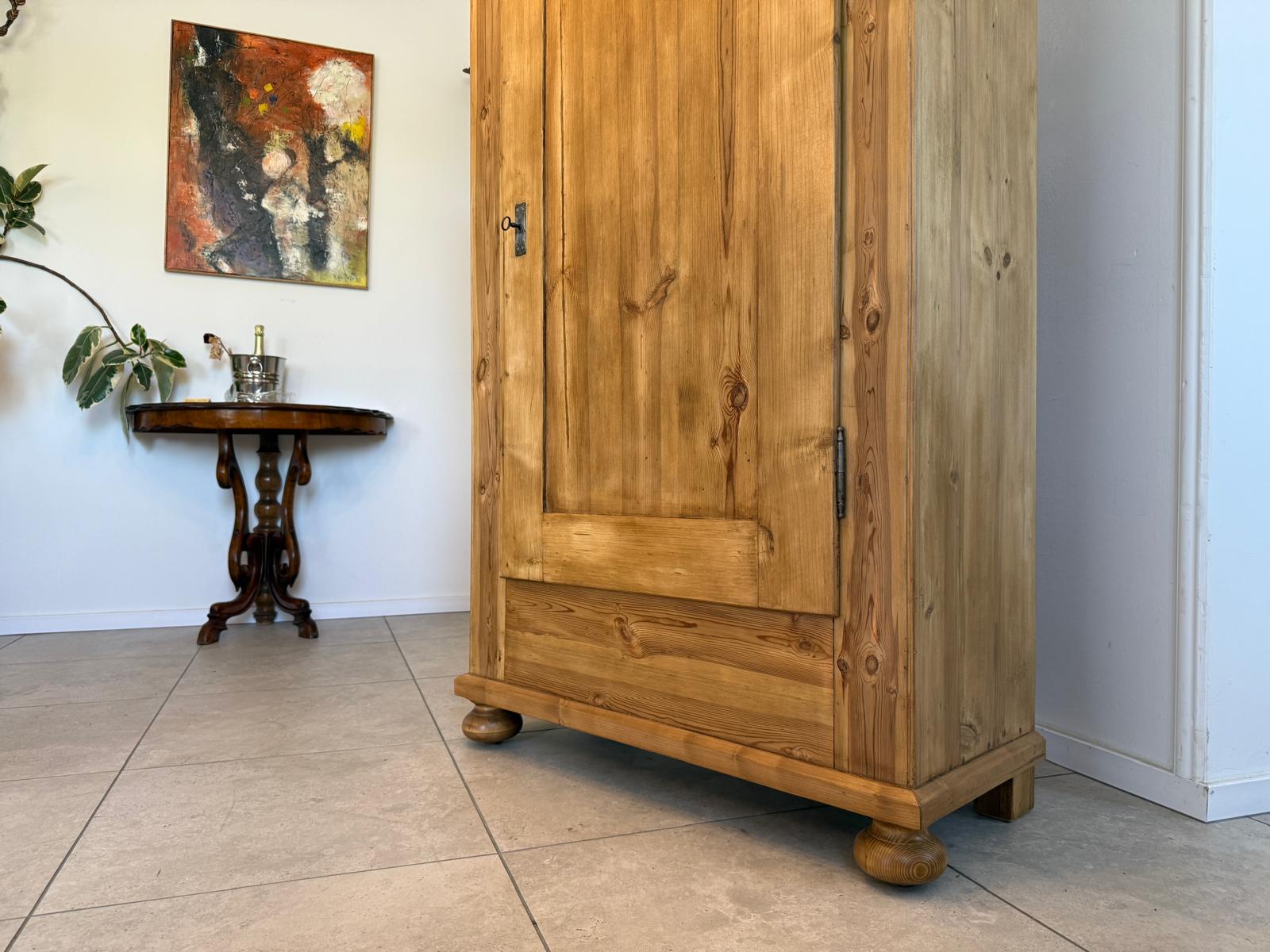 Originaler restaurierter Biedermeier Bauernschrank Naturholzschrank G1784