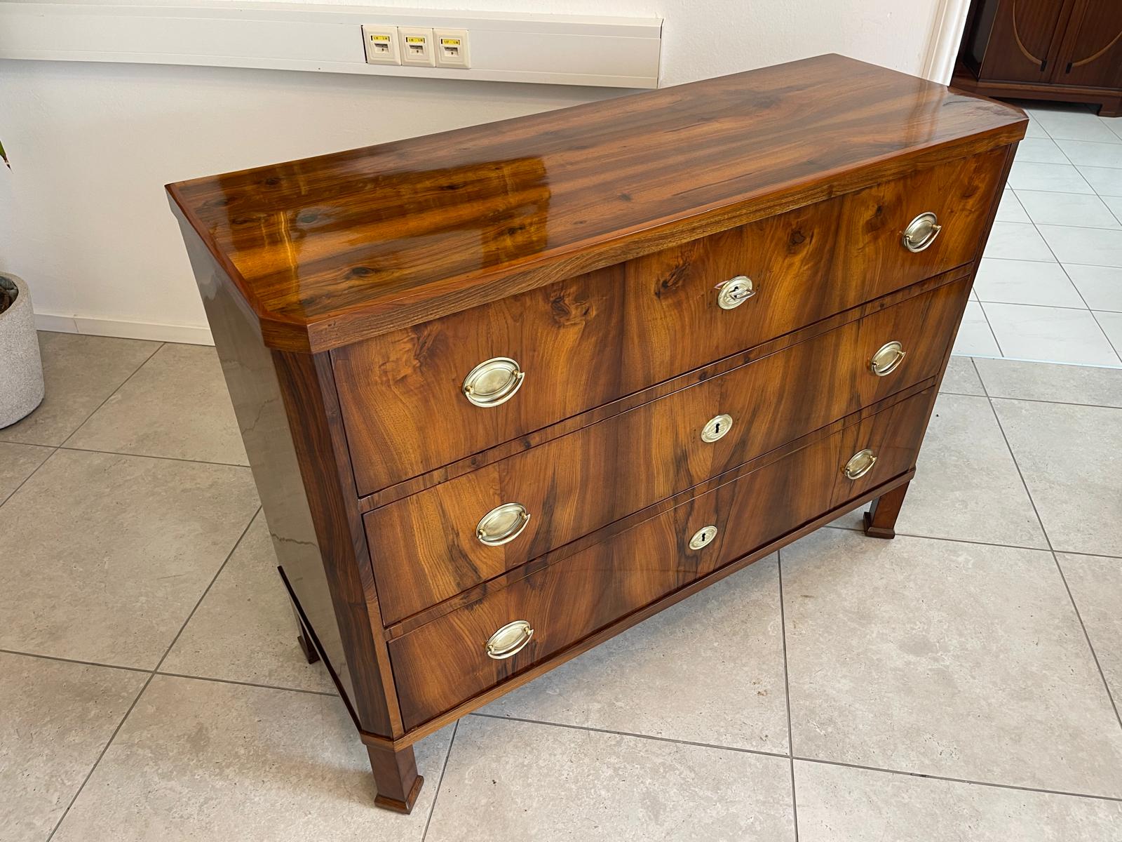Restaurierte Biedermeier Kommode Sale Antiquität Nussholzfurnier Antiquität G1741