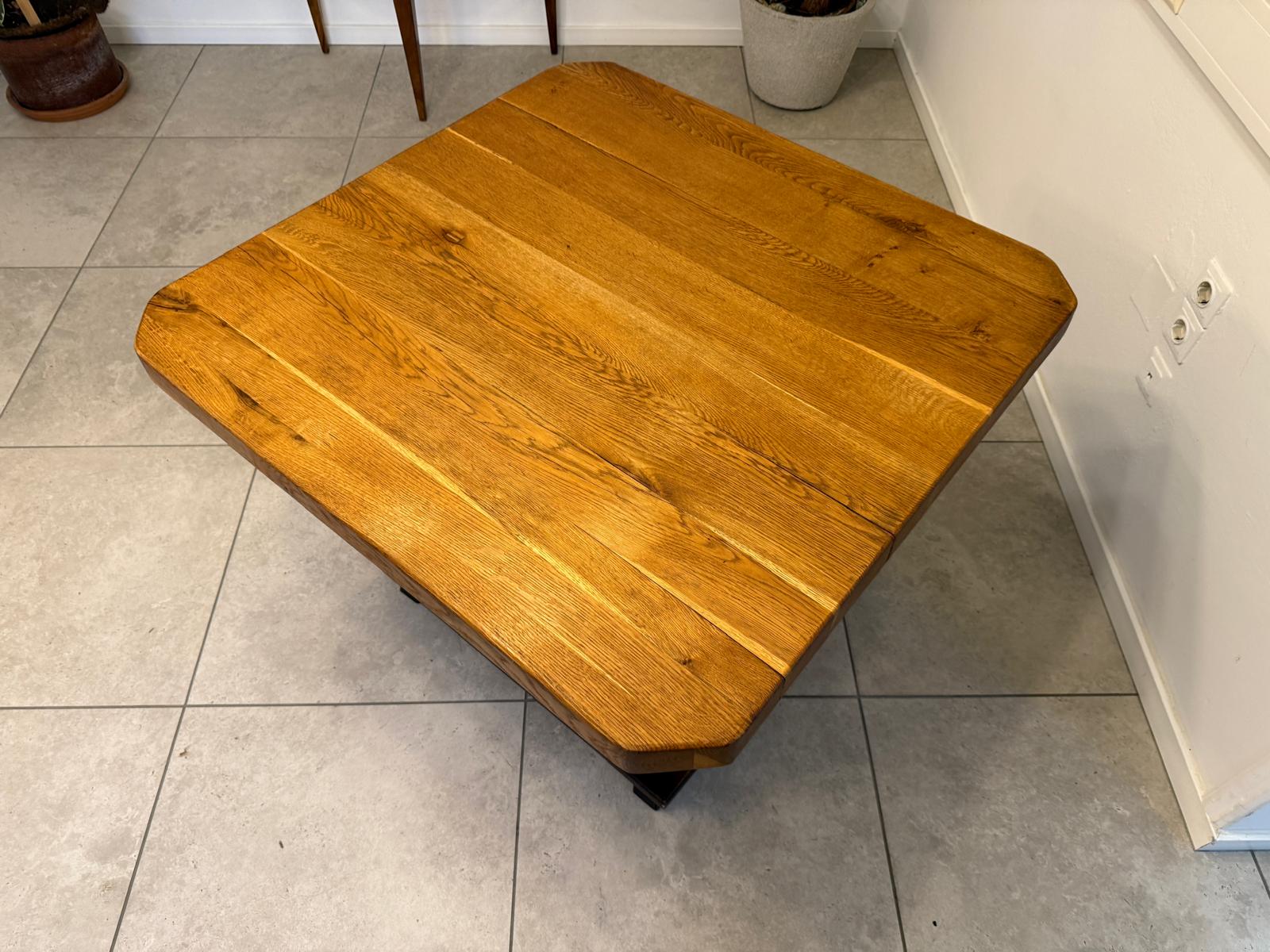 Uriger Jogltisch Bauerntisch Naturholz Hüttentisch Naturholztisch G2224