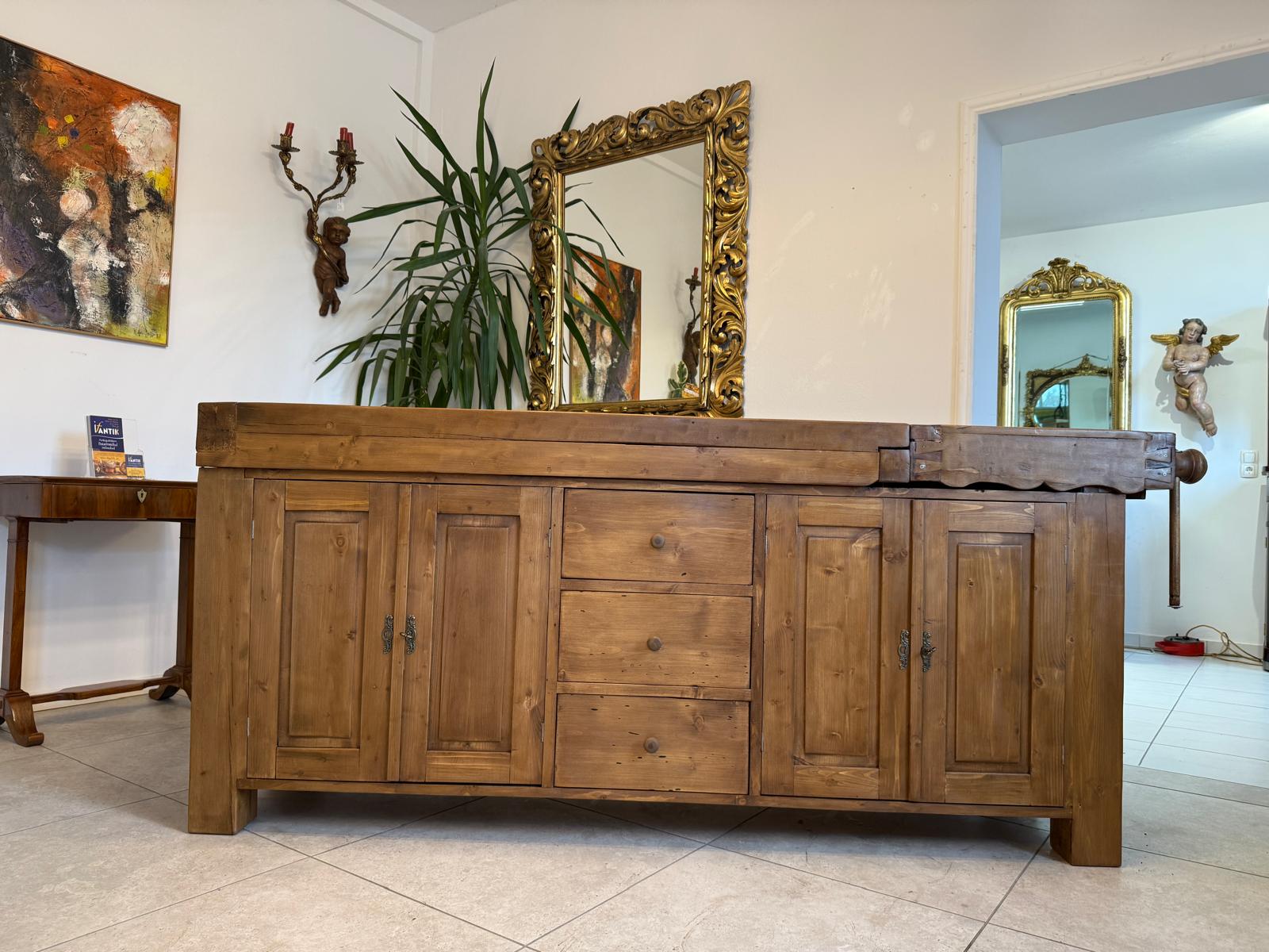 Historische Hobelbank Werkbank Pult Tresen Ladenschrank Designerstück D1246