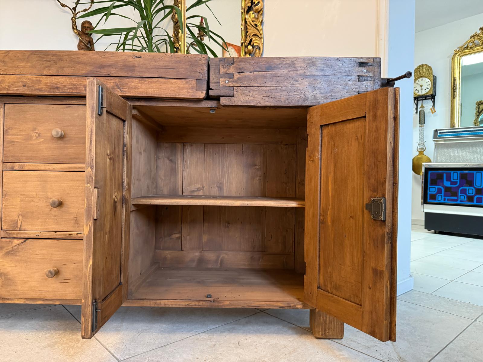 Historische Hobelbank Werkbank Pult Tresen Ladenschrank Designerstück D1248