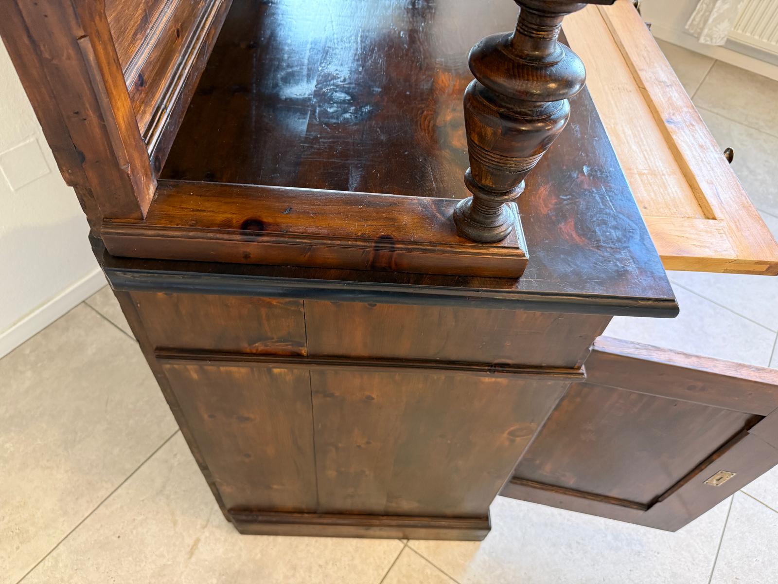 Originale Bäuerlicher Zirbenholz Küchenschrank Küchenkredenz D1257