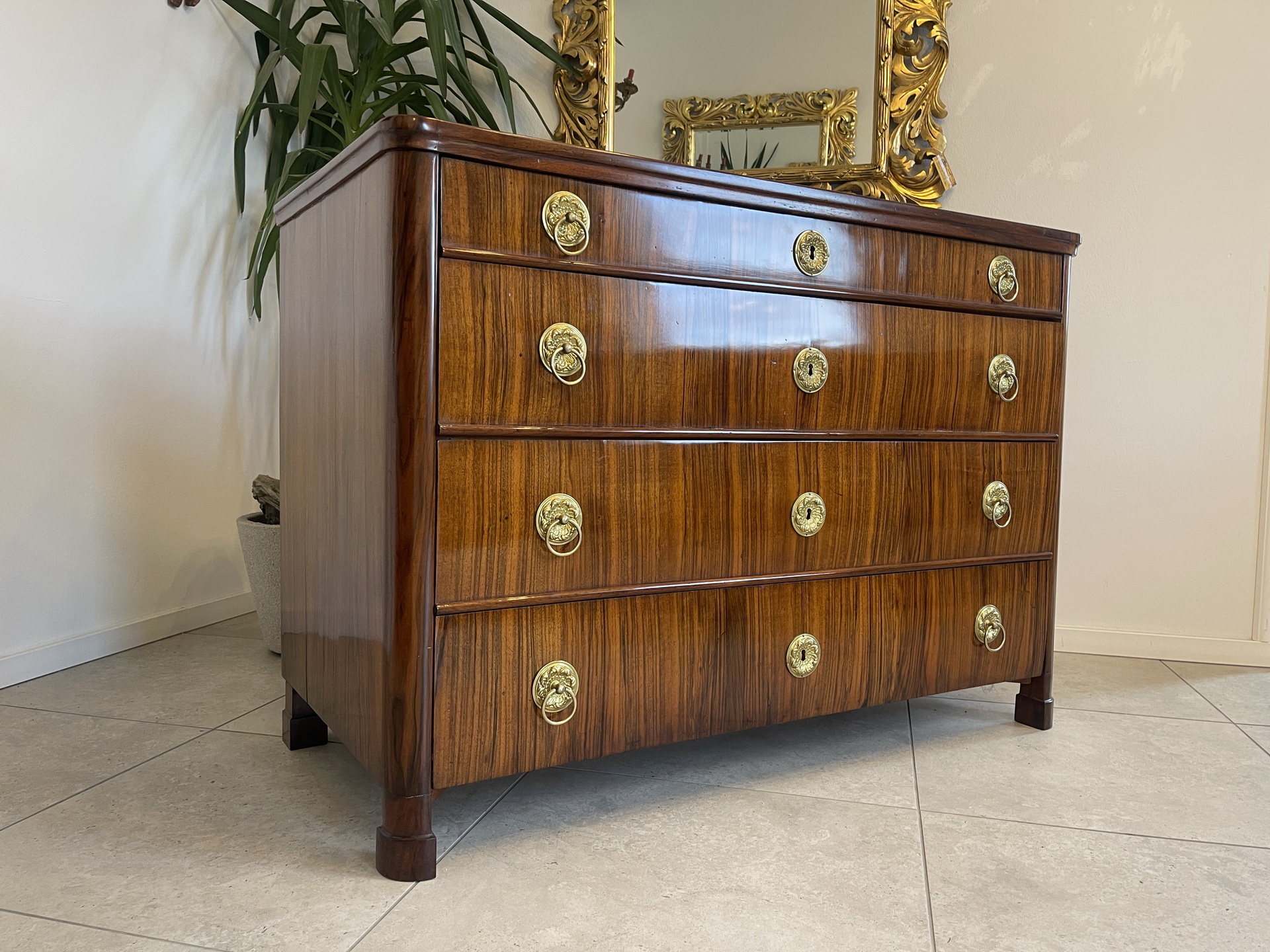 Biedermeier-Barock-49 Restaurierte Nussholzfurnierte Biedermeier Schreibkommode A4021