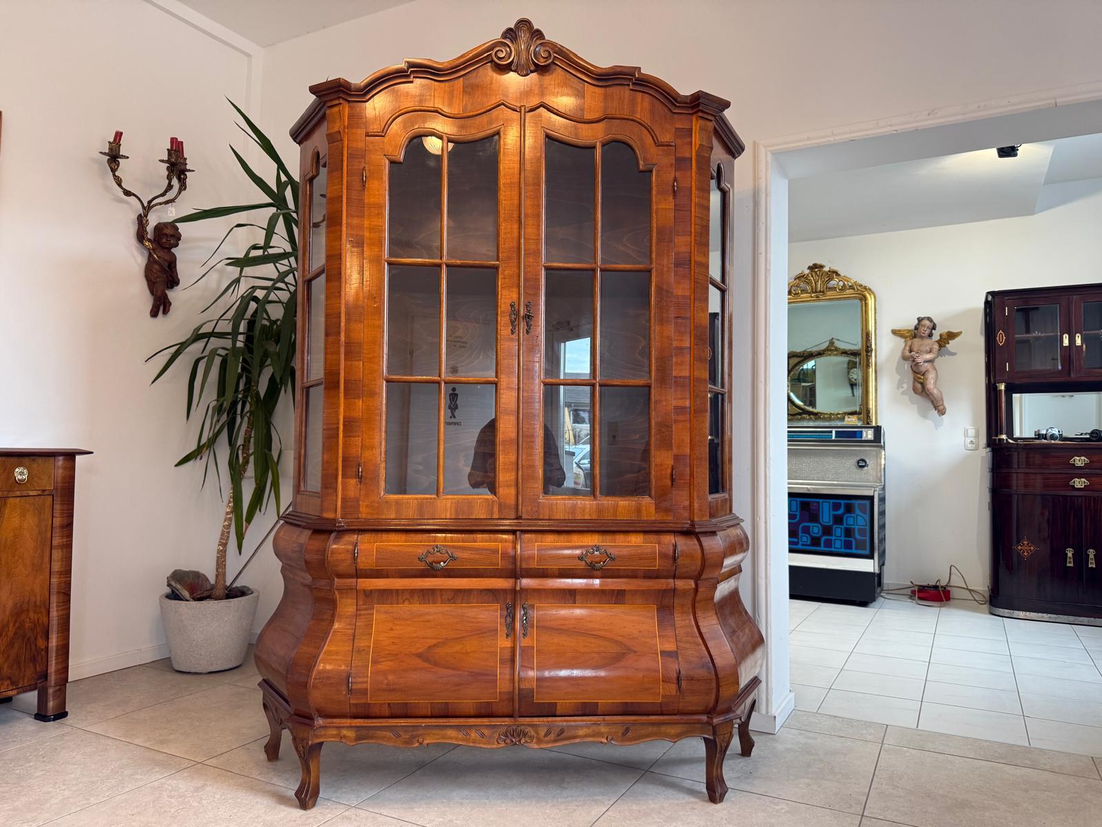 Barockstil Vitrine Intarsiert Nussholz Bücherschrank Stilschrank D2305