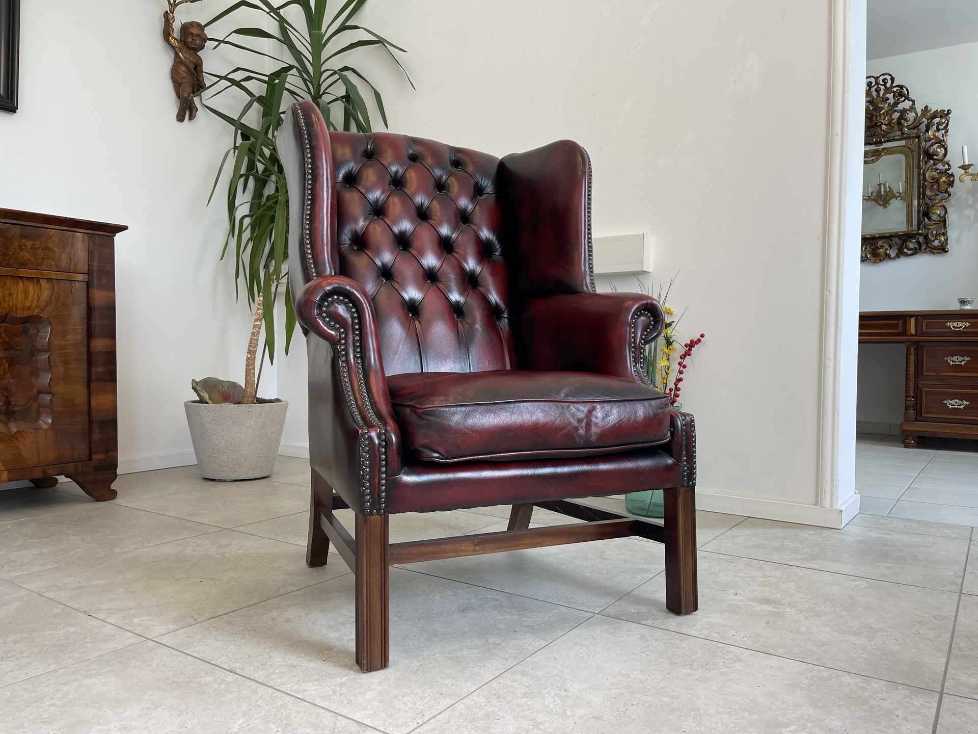 IMG_8177 Chesterfield Ohrenfauteuil Clubfauteuil Sessel A4398