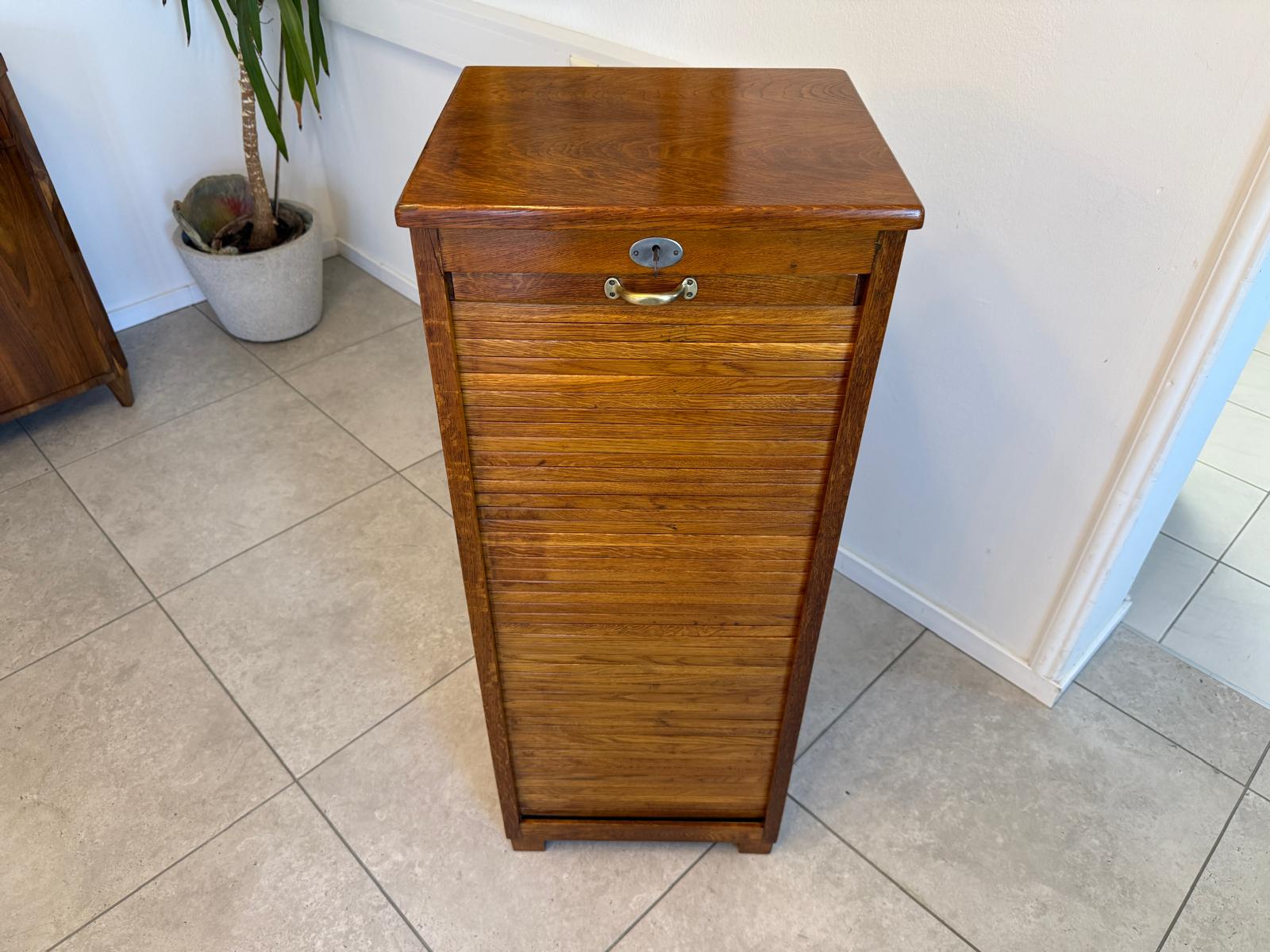 Restaurierter Jugendstil Rolladenschrank Rolladenkasten G1963