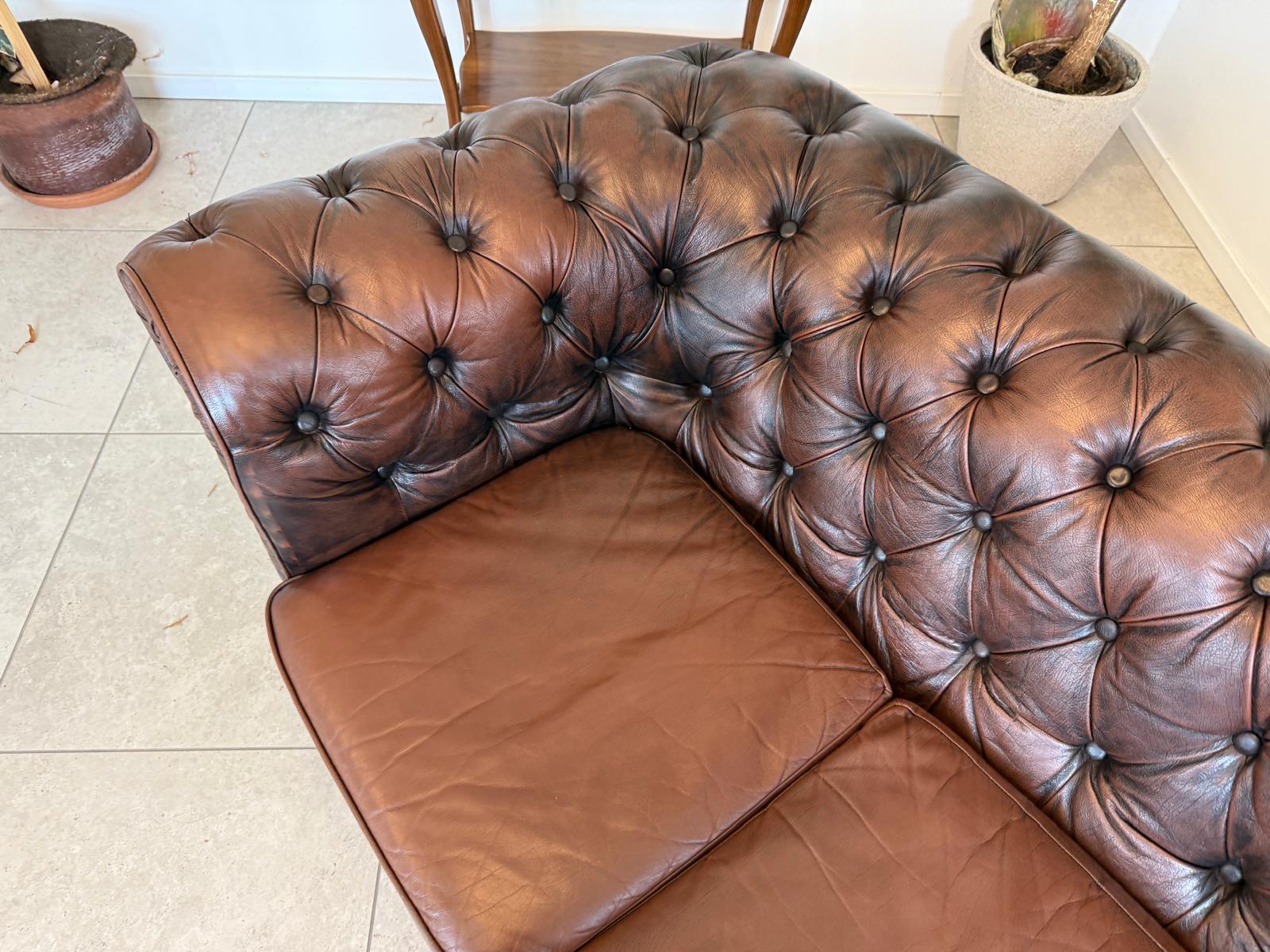 Chesterfield 3er Clubsofa Diwan Couch Antik Braun Kultstück G1832