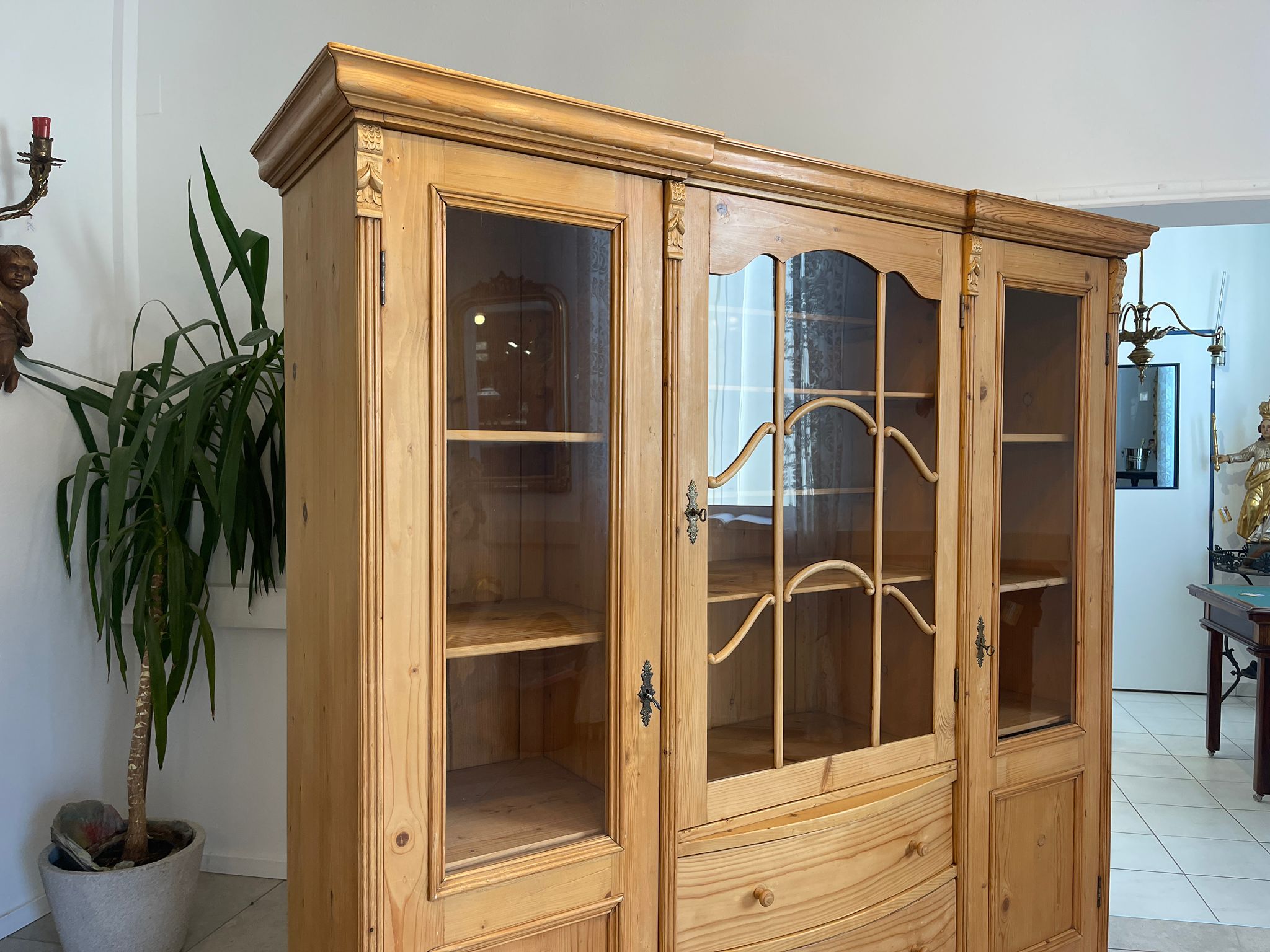 3d879554-1efa-49e1-bb00-b4713a3d9647 Originale Gründerzeit Vitrine Bücherschrank A4981