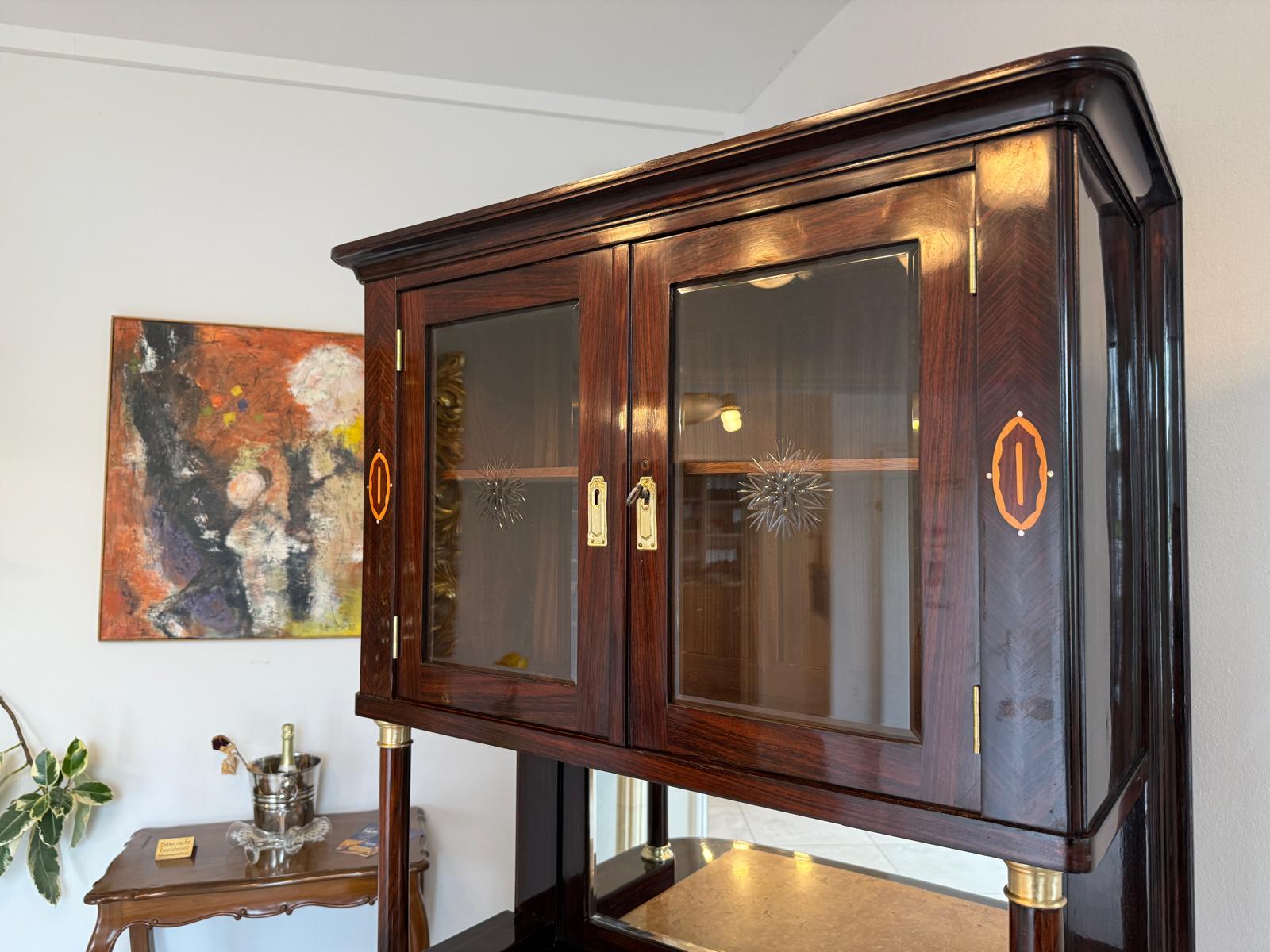 Sale Restauriertes Jugendstil Designerbuffet Aufsatzbuffet Schellack Antiquität G1814