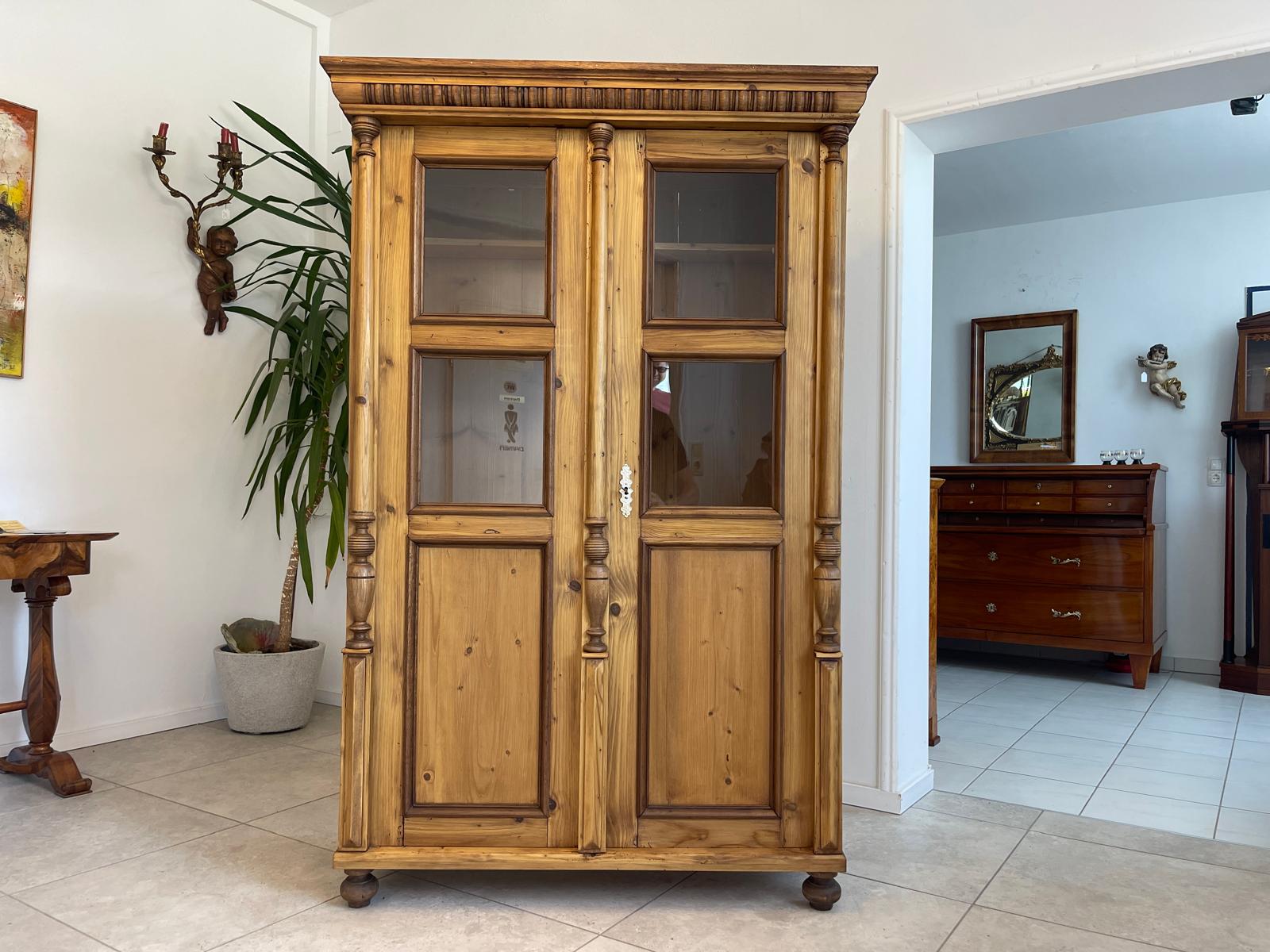 Traum Gründerzeit Kredenz Vitrine  Küchenkredenz Bauernmöbel G1704-1