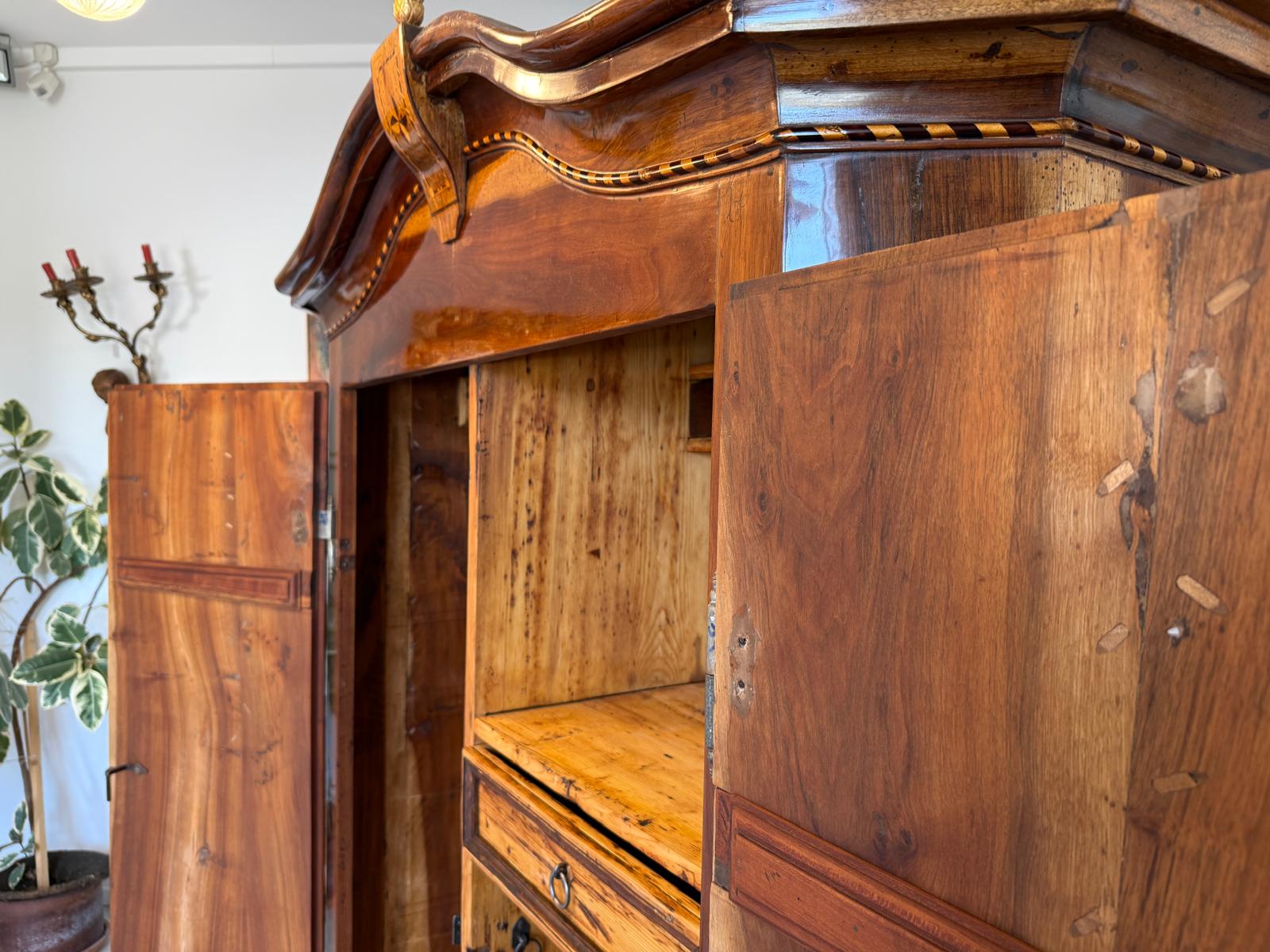 Barocker Hallenschrank Barockschrank Maria Theresienschrank D1179