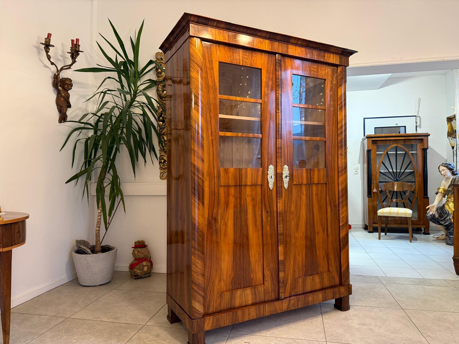 SALE Restaurierte Biedermeier Vitrine Bücherschrank ANTIQUITÄT G2393