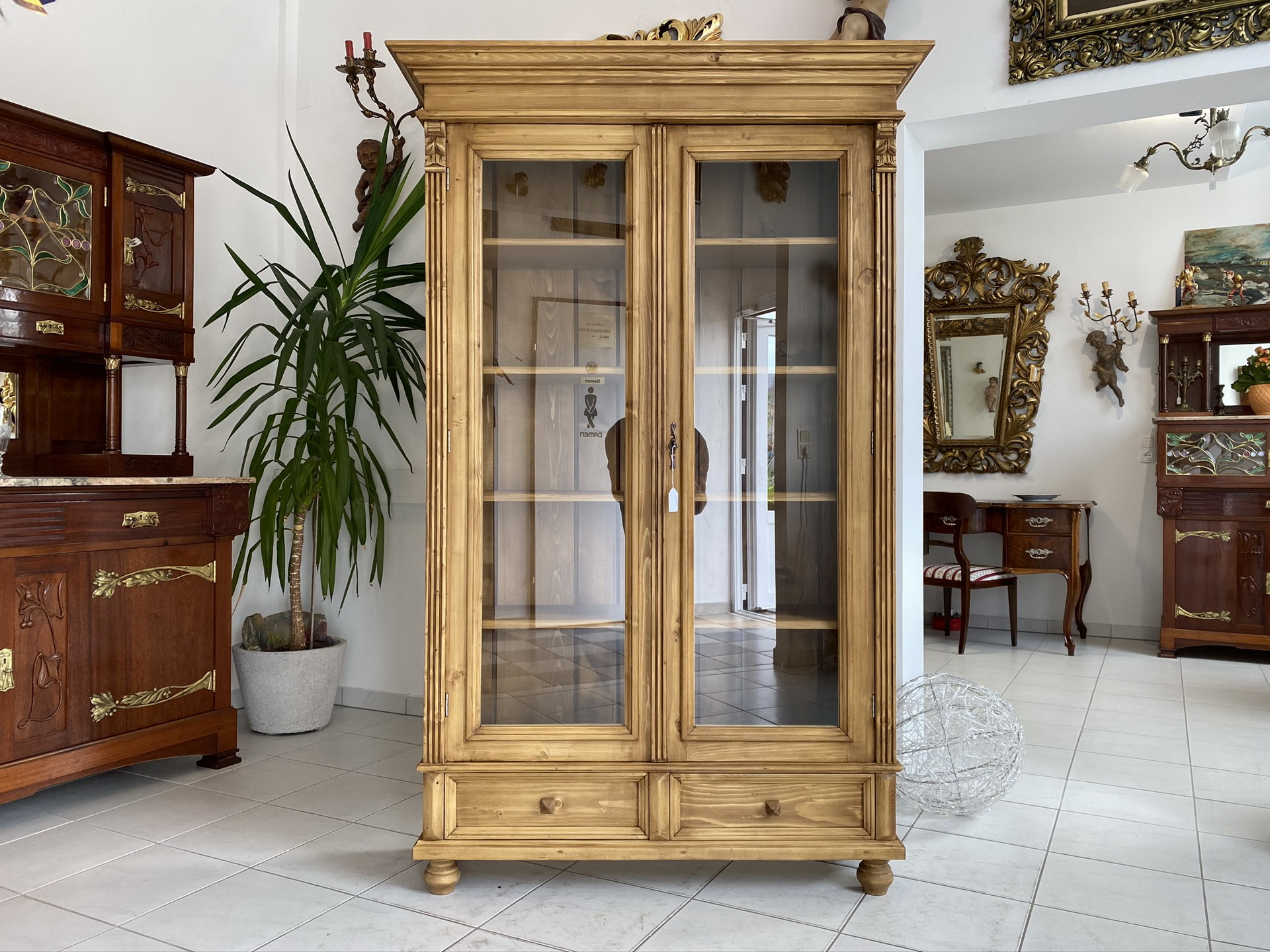 Antike Bauernvitrine Vitrine Naturholz Bücherschrank Antike Möbel G1110