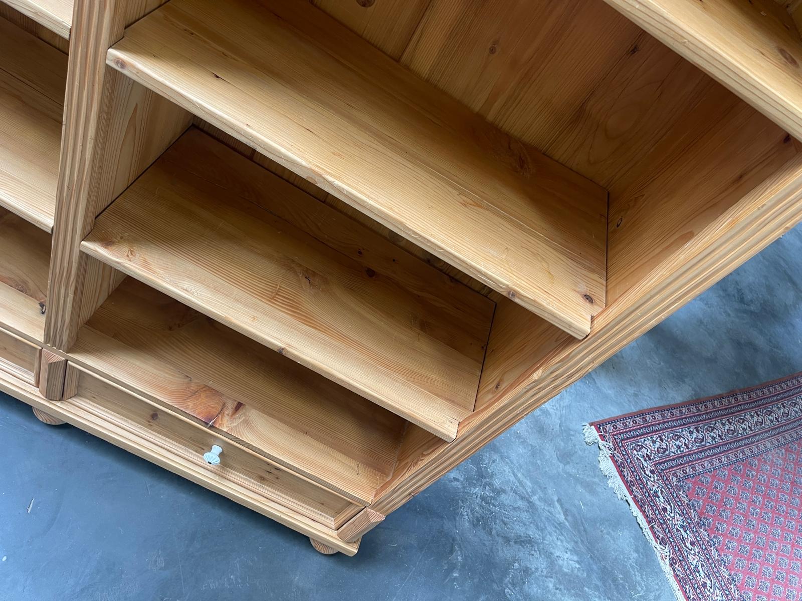Altes Bäuerliche Stellage Regal Bauernmöbel - Bücherkasten G1700