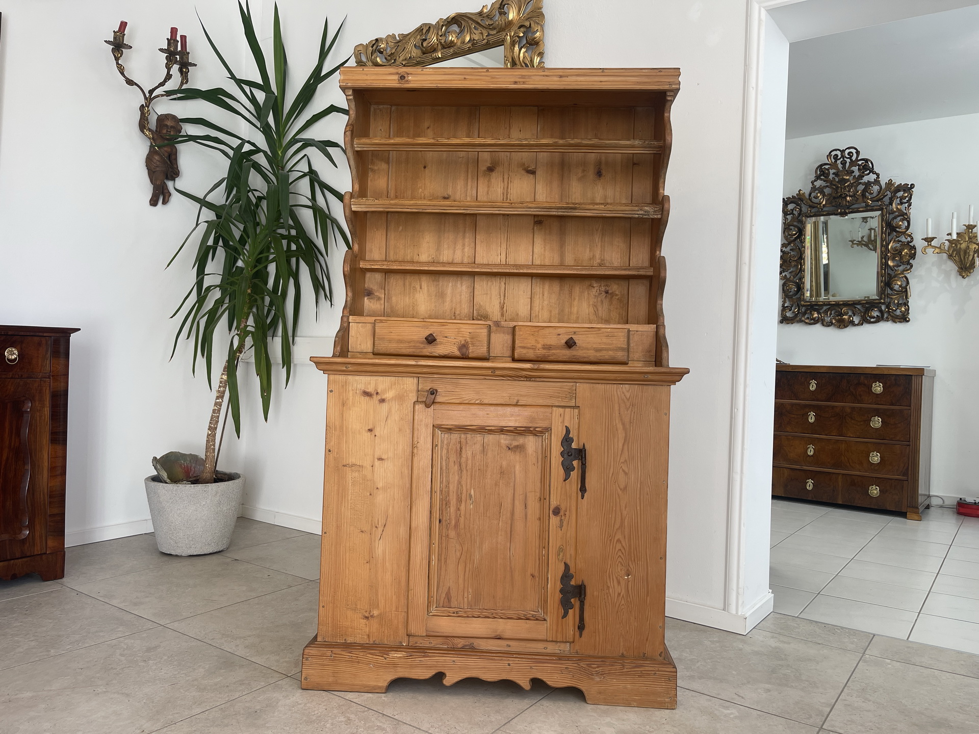 Bauernschrank-186 Bäuerliche Anrichte Etagere Kommode Kasterl B1949