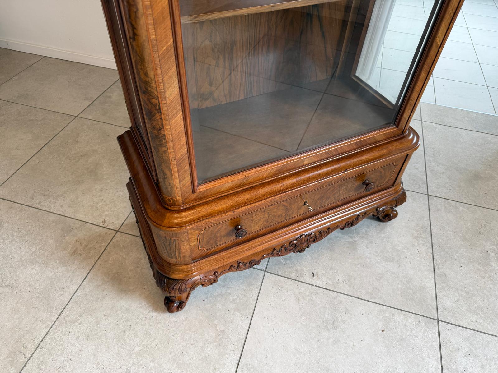 Originle Chippendale Vitrine Traumexemplar Sammlervitrine Antiquität D1162