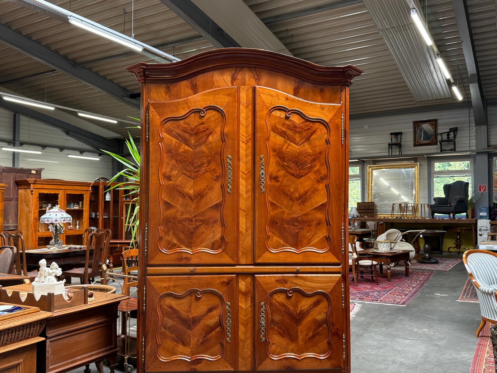 Kabinettschrank um 1800 – viertürig, Nussbaum, Originalzustand Antiquität ifantik G2036