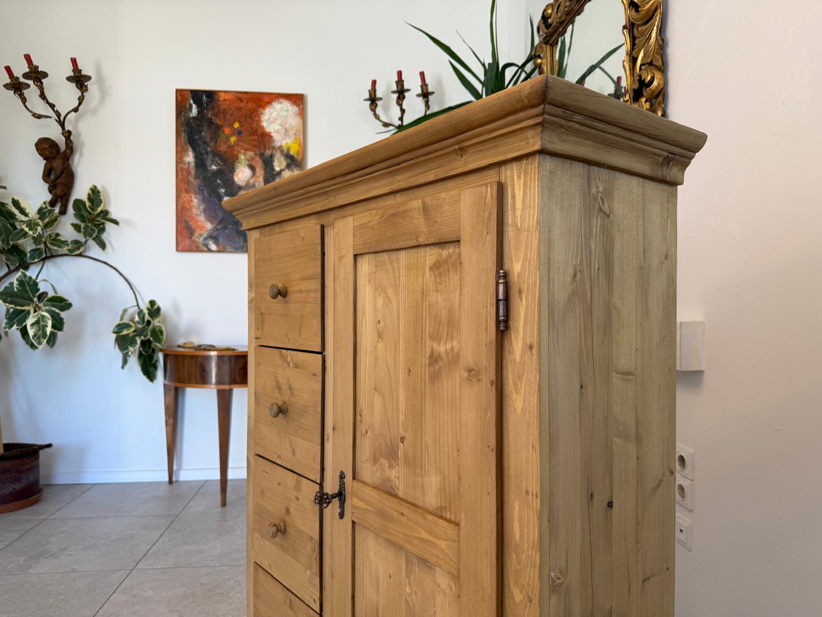 Brotschrank Almerschrank Speiskasten Bauernkasten Naturholzschrank  G2177