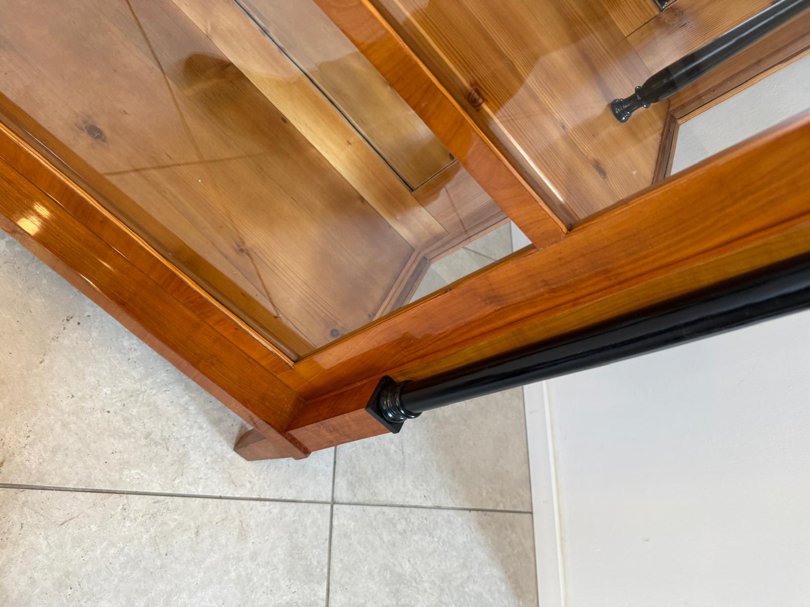 Restaurierte Biedermeier Vitrine Bücherschrank Glasschrank G2050