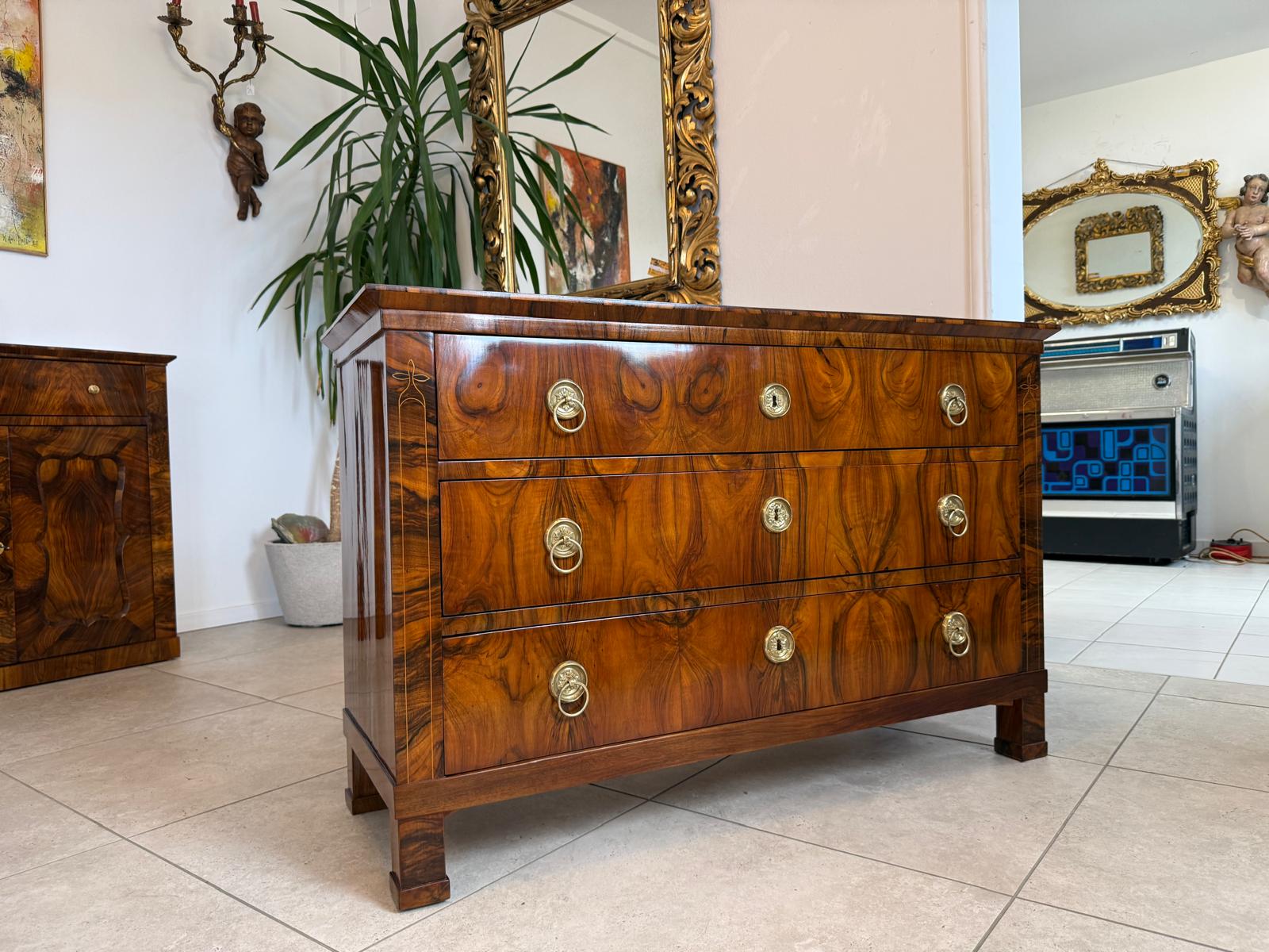 Biedermeier Kommode 3 Ladenkommode Nussholz Antiquität Restauriert D2474