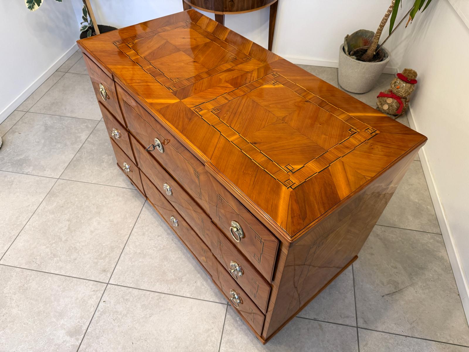 Sale Restaurierte Barock Kommode Österreich Marketiert G2392