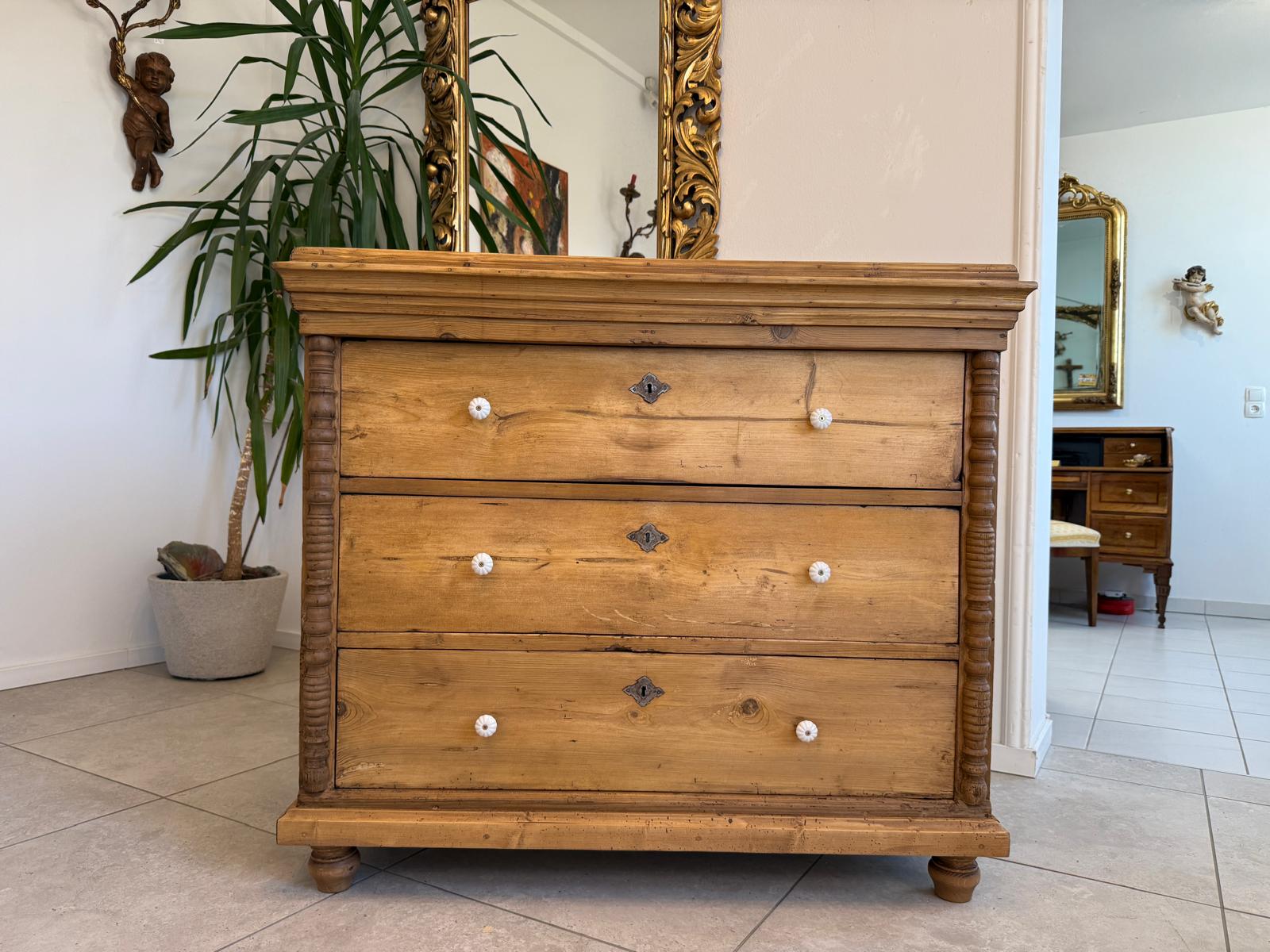 Originale Gründerzeit Kommode Antik 3 Laden aus Fichtenholz Weichholz G2280