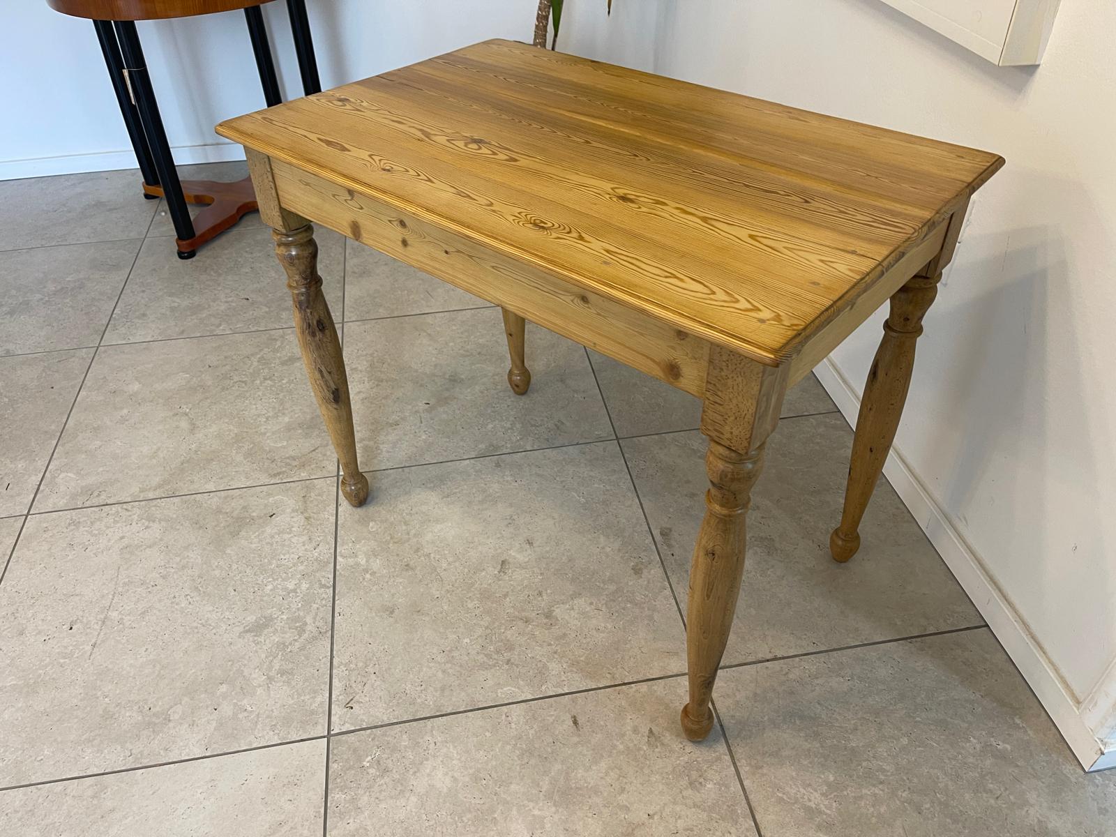 Bäuerliches Gründerzeit Tischerl Beistelltisch Bauerntisch G1254