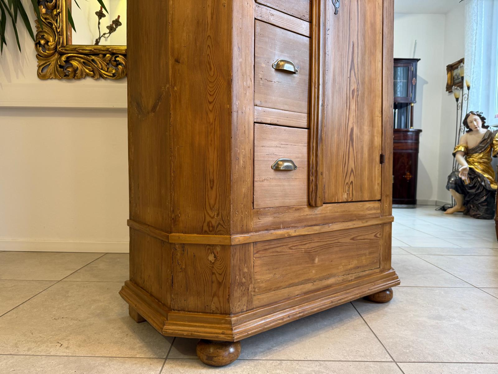 Barocker Brotschrank Almerschrank Vorratsschrank Bauernkasten Antik D1112