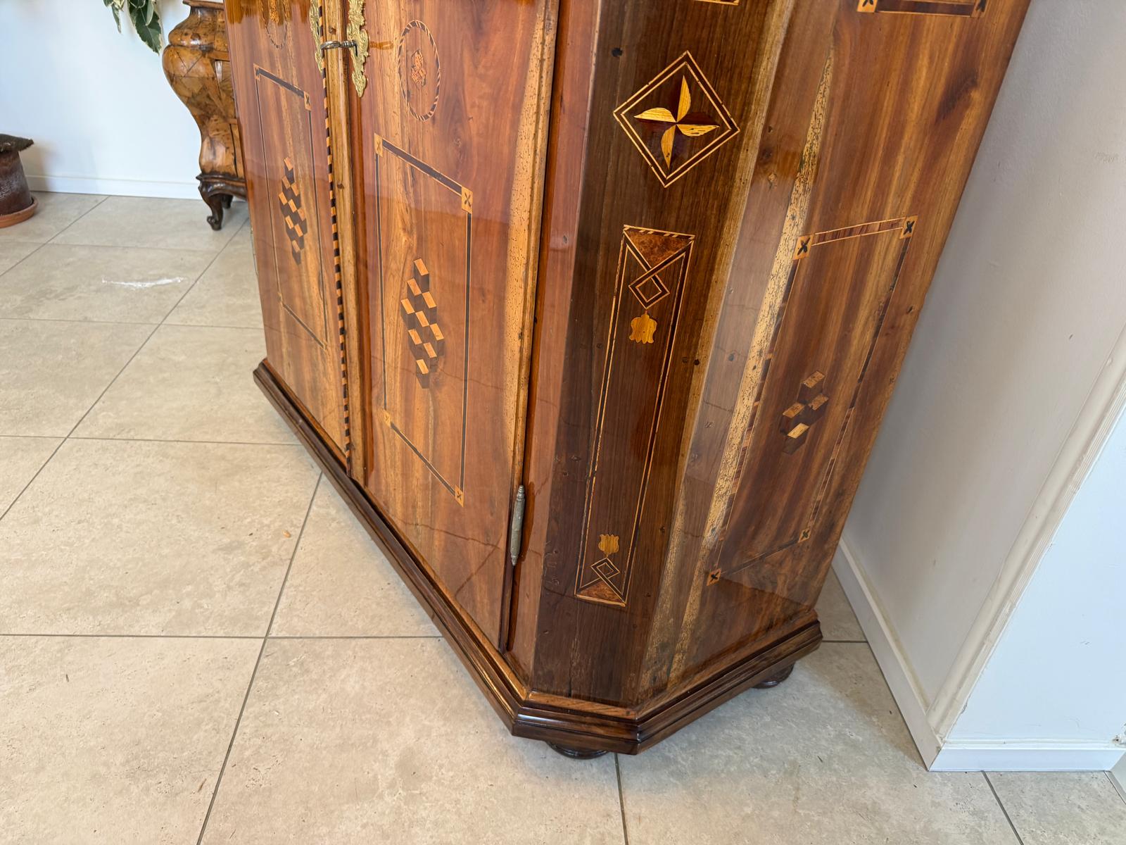 Barocker Hallenschrank Barockschrank Maria Theresienschrank D1179