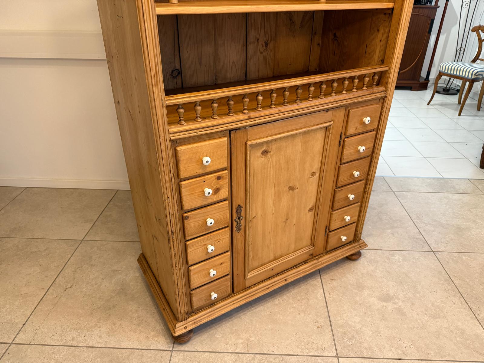 Bäuerliches Bücherregal Gründerzeit Stellage Naturholz G1805