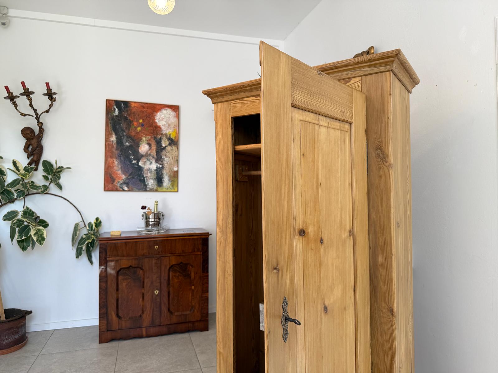 Restaurierter Biedermeier Bauernschrank Naturholzschrank Antik G1855
