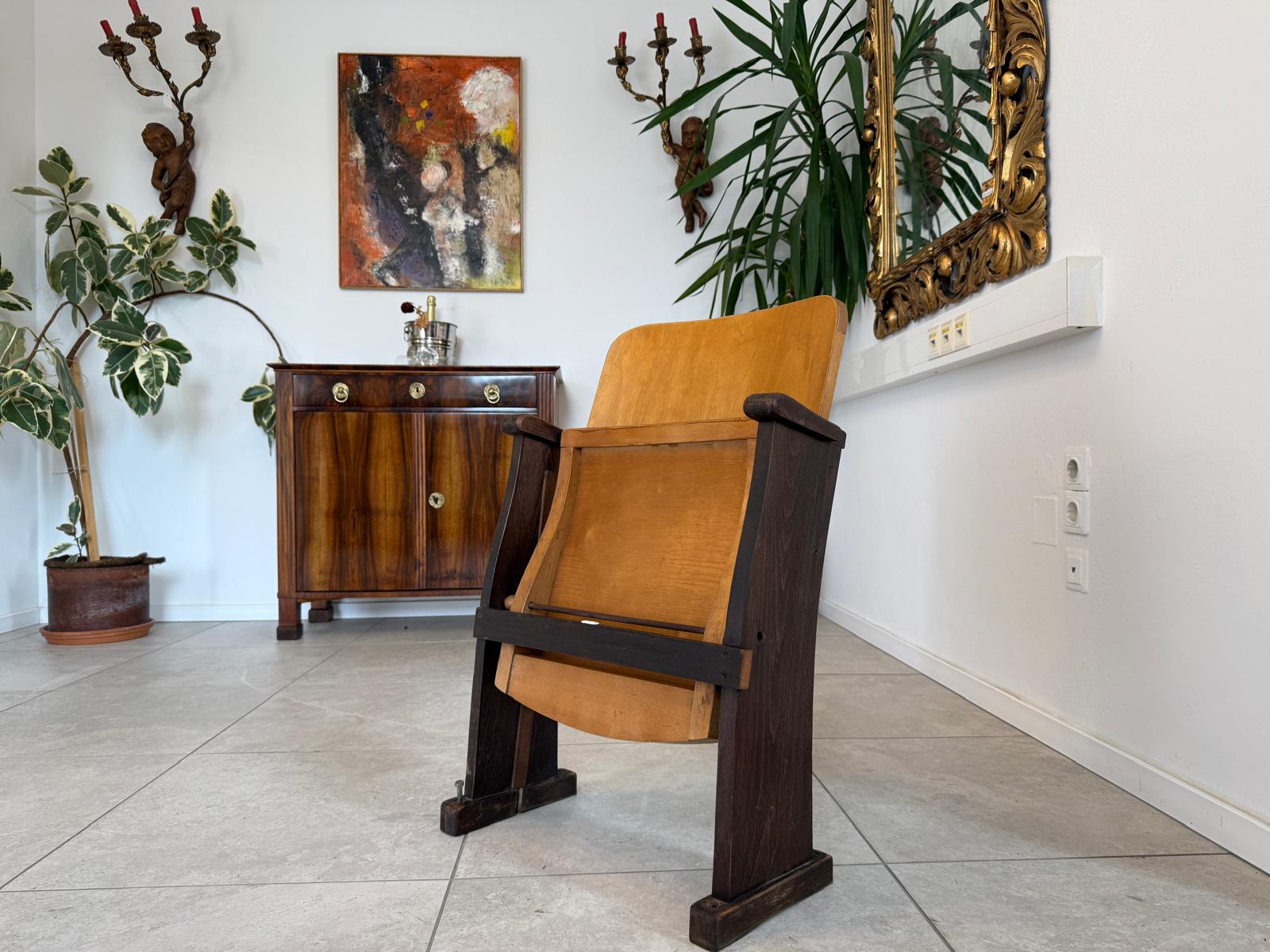 Originale Kinosessel 1er Sitz Klappstuhl Stuhl Sitzgruppe G2129