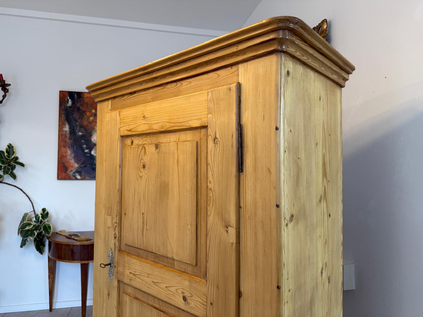 Restaurierter Biedermeier Bauernschrank Naturholzschrank G2207